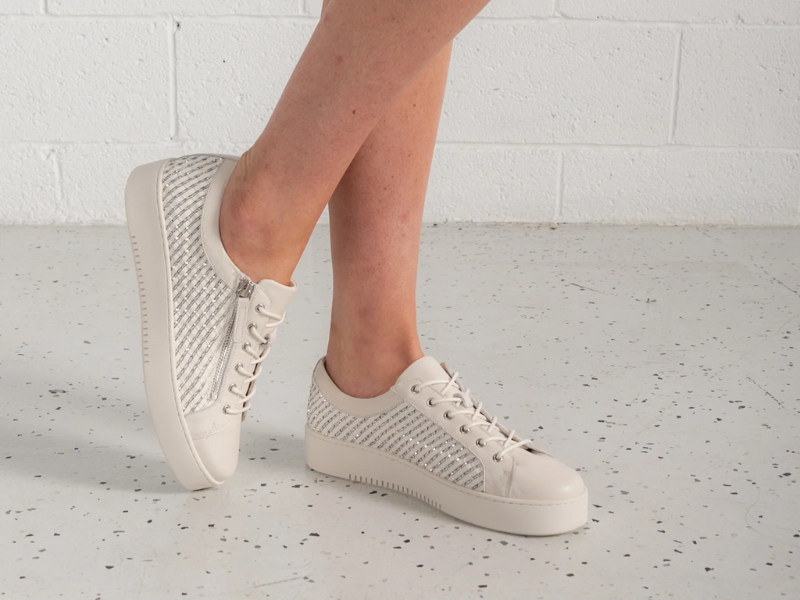 White Sneakers That Never Go Out of Style