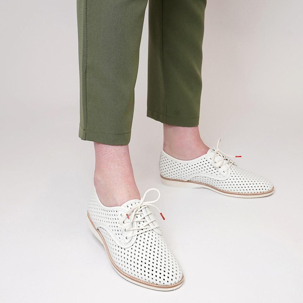 Derby Punch White Leather Lace Up Flats, ROLLIE - Shouz