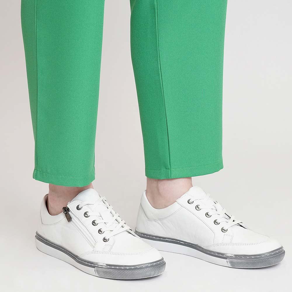 Ronnie White Leather Sneakers, SALA - Shouz