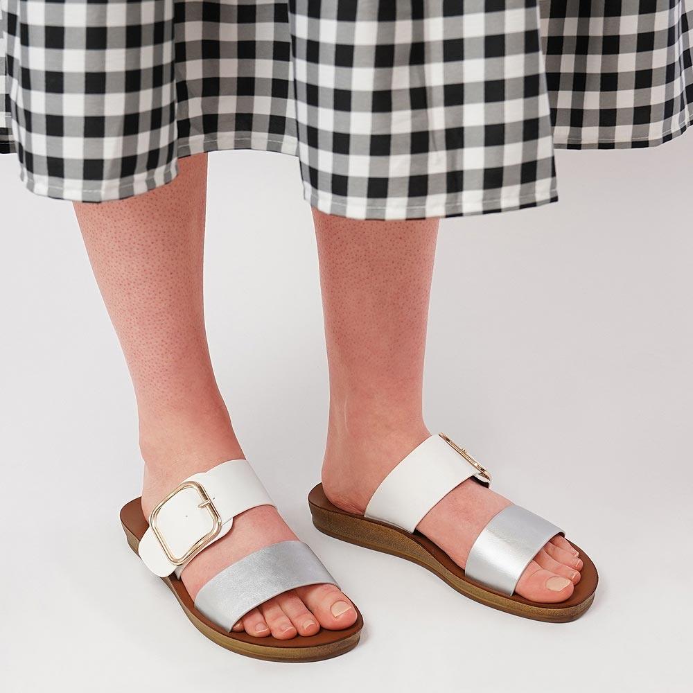 Doti Silver/ White Slides, LOS CABOS - Shouz