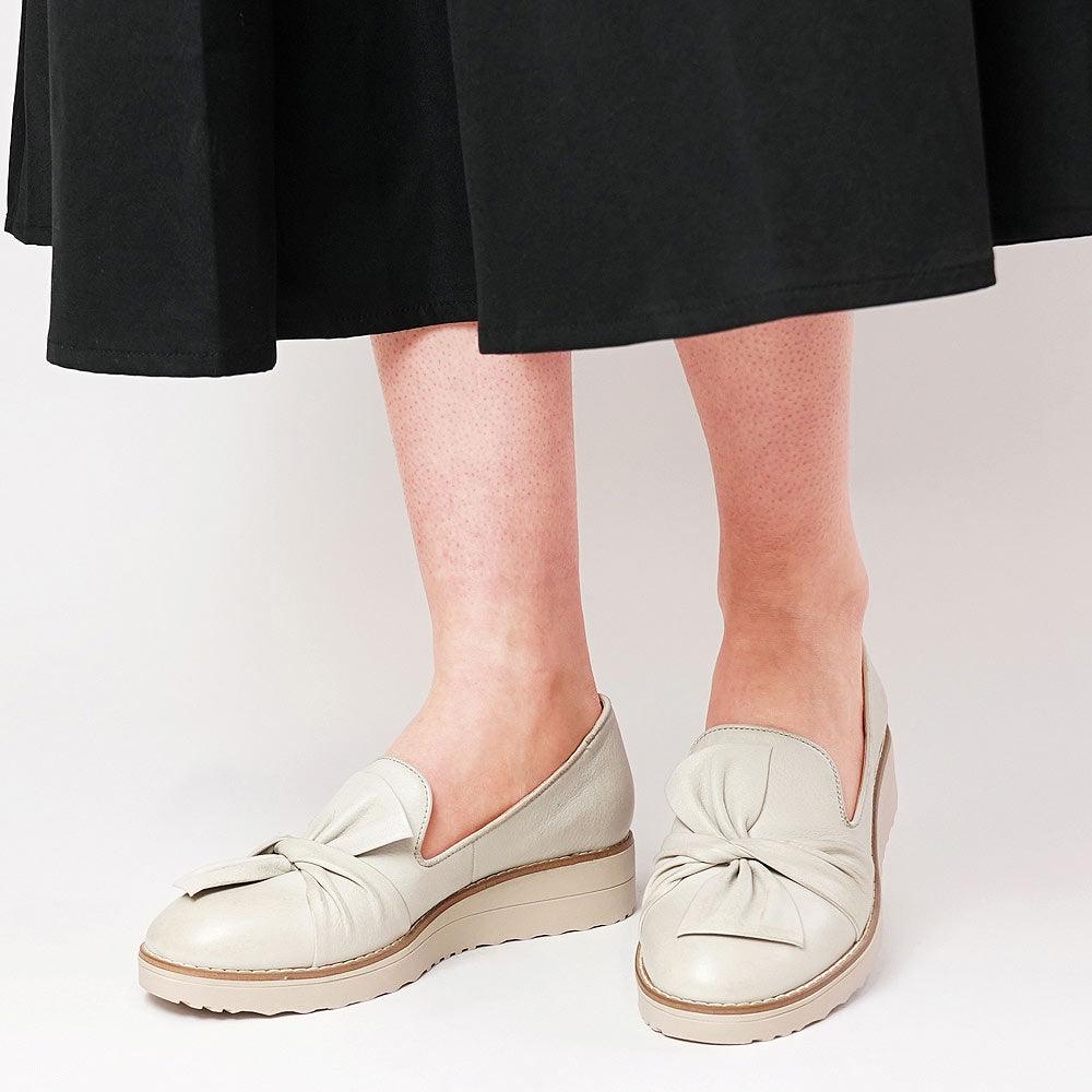 Oclem Almond Leather Loafers, TOP END - Shouz