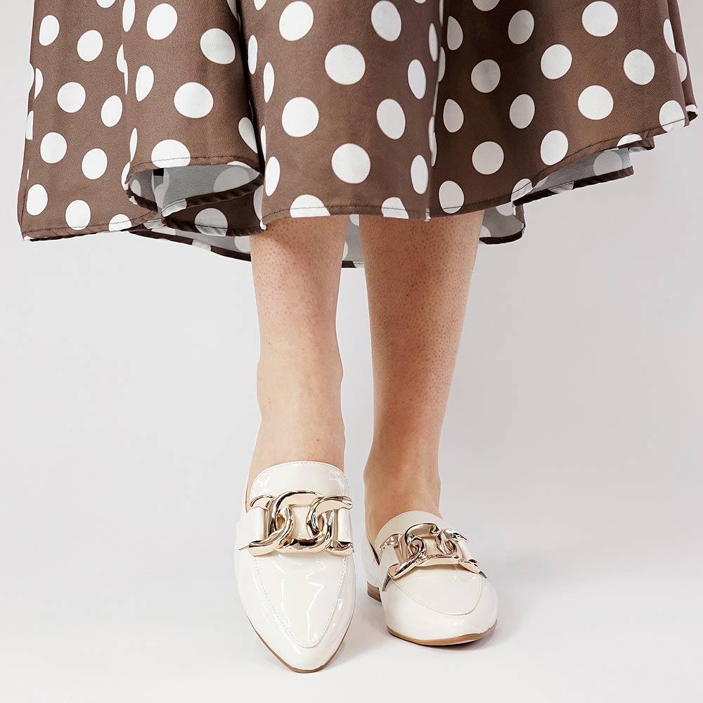 Socoro Ivory Patent Leather Loafers, TOP END - Shouz