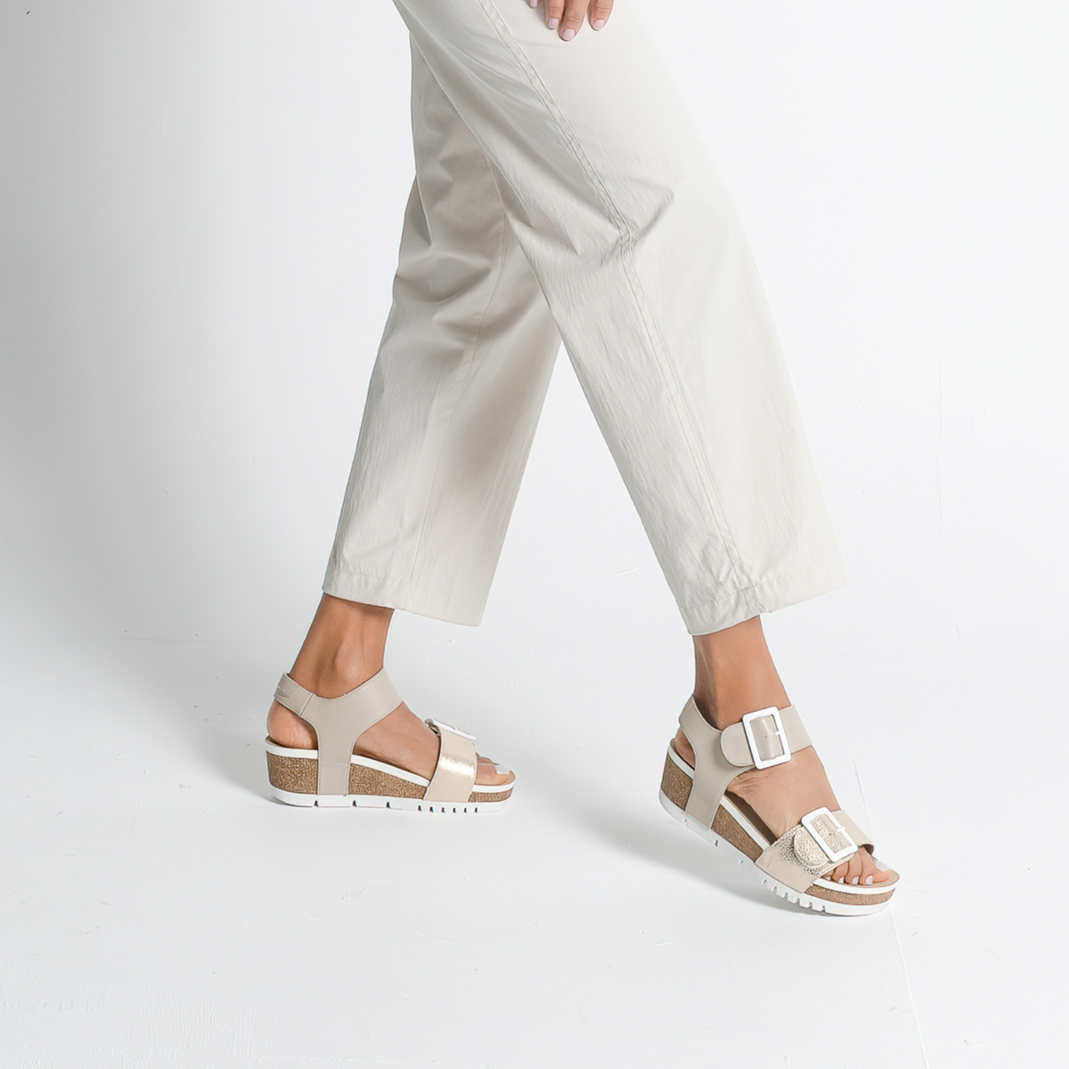 Quinn 02 Crema Kombi Leather Sandals - JOSEF SEIBEL | Shouz