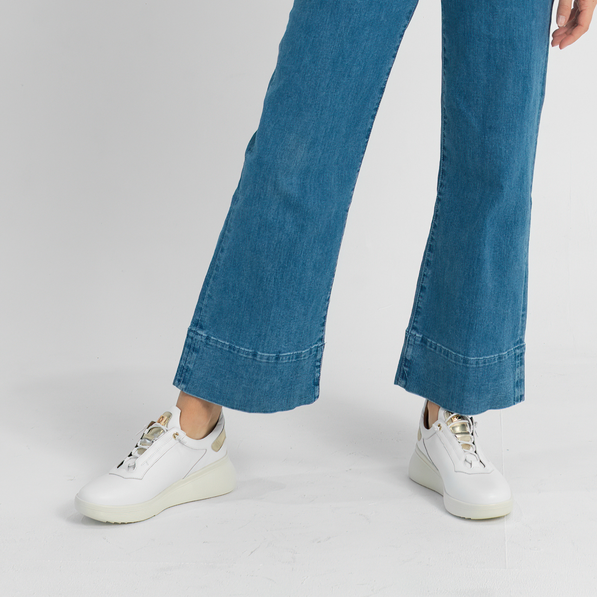 Tickler White Leather Sneakers