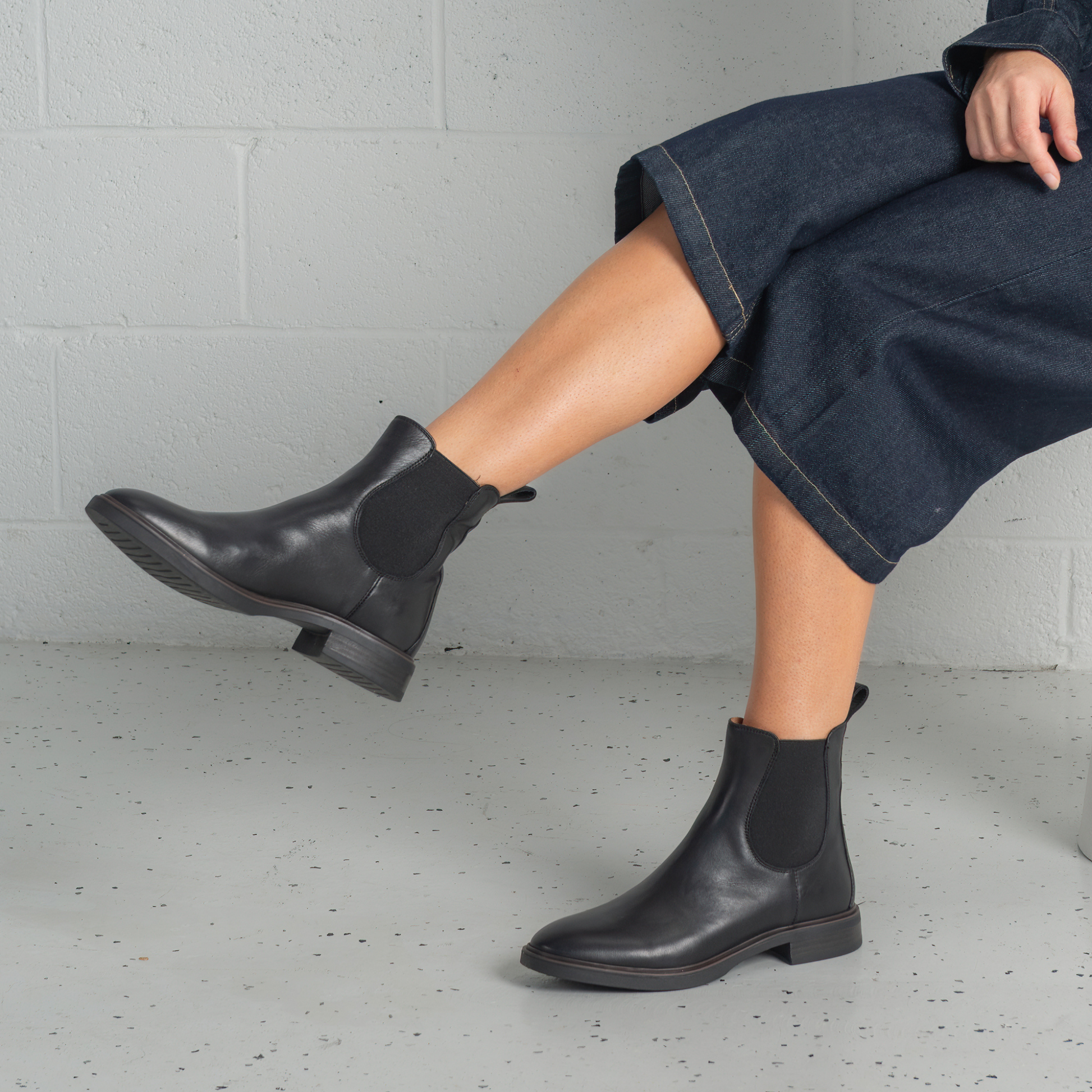 Blaik Black Leather Ankle Boots