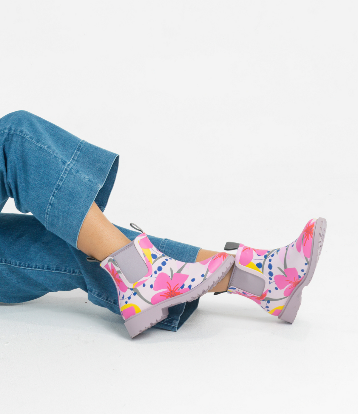 Splashy Floral Gumboots - DIANA FERRARI | Shouz