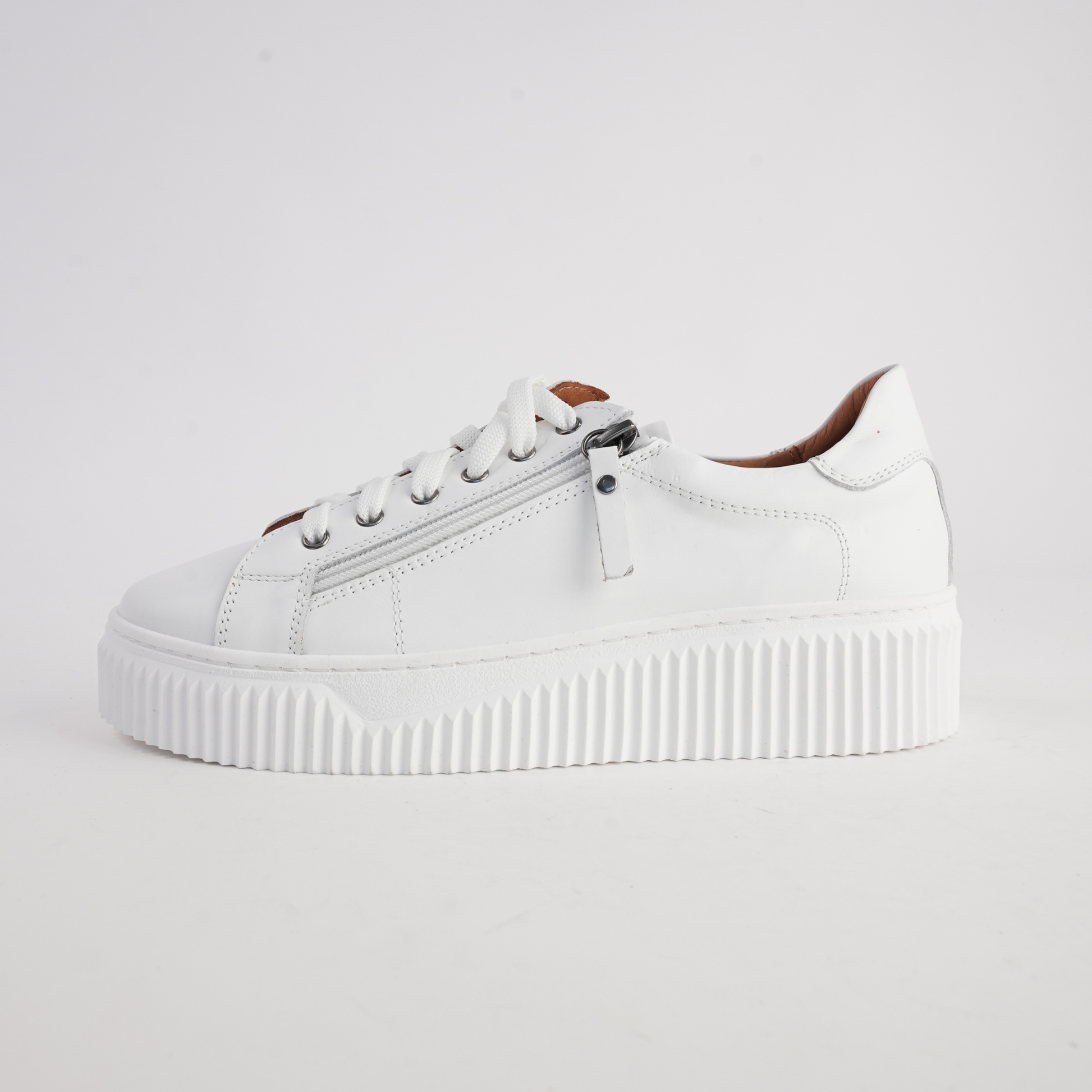 Bonnie White Leather Sneakers