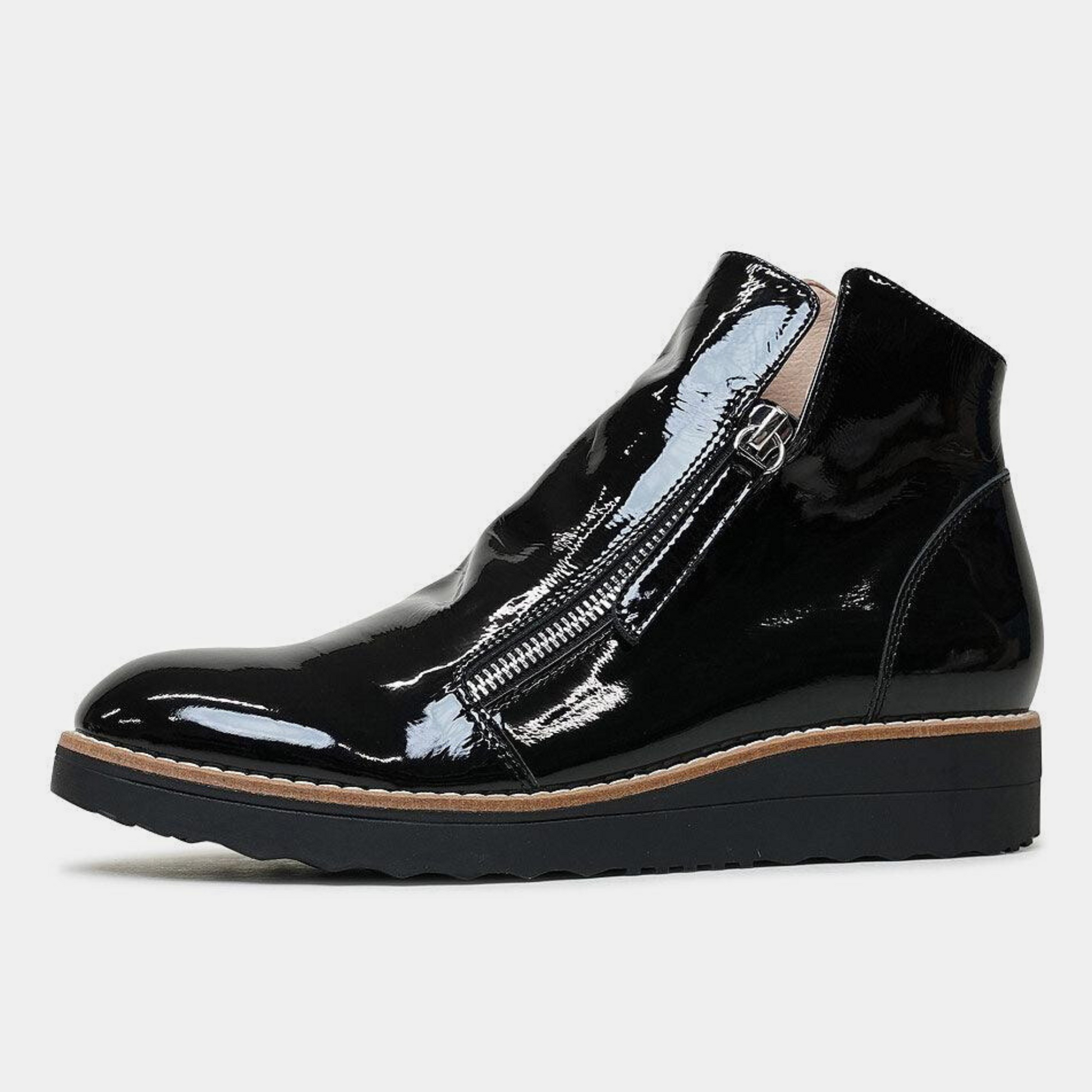 Ohmy Black Patent Leather Ankle Boots