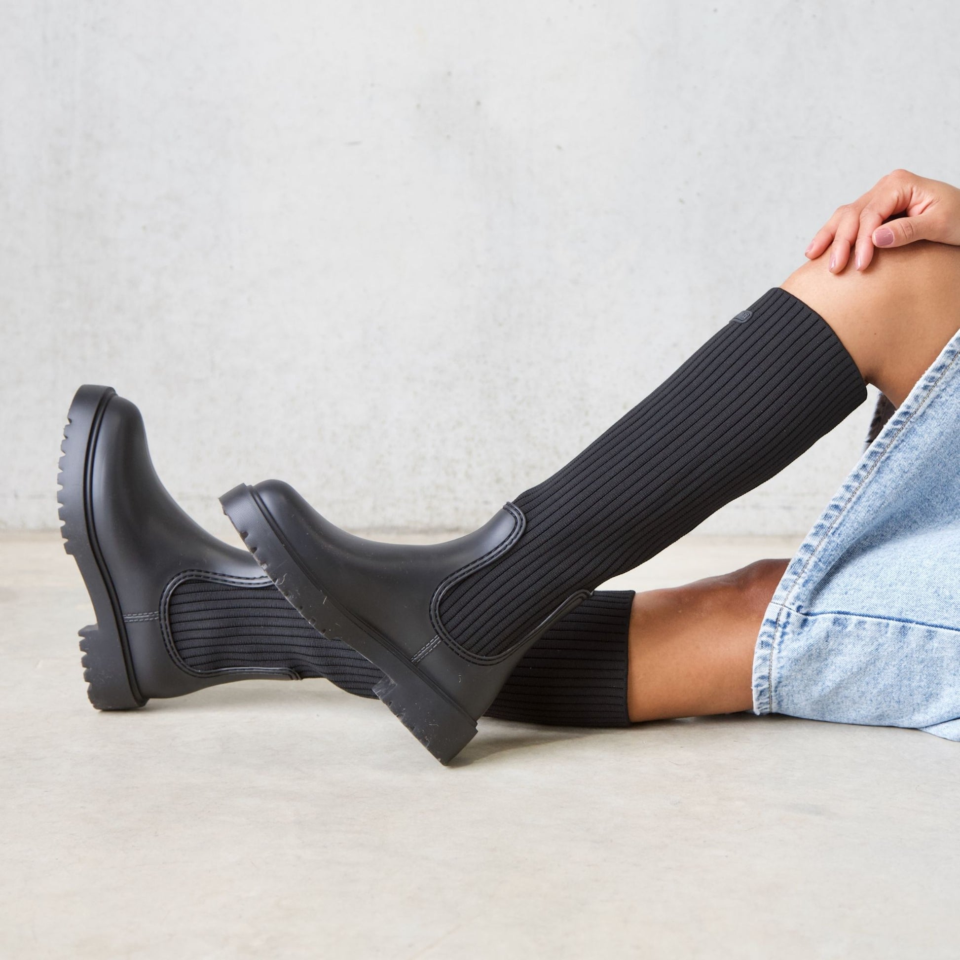 Falerce Black Knee High Boots, UNISA - Shouz