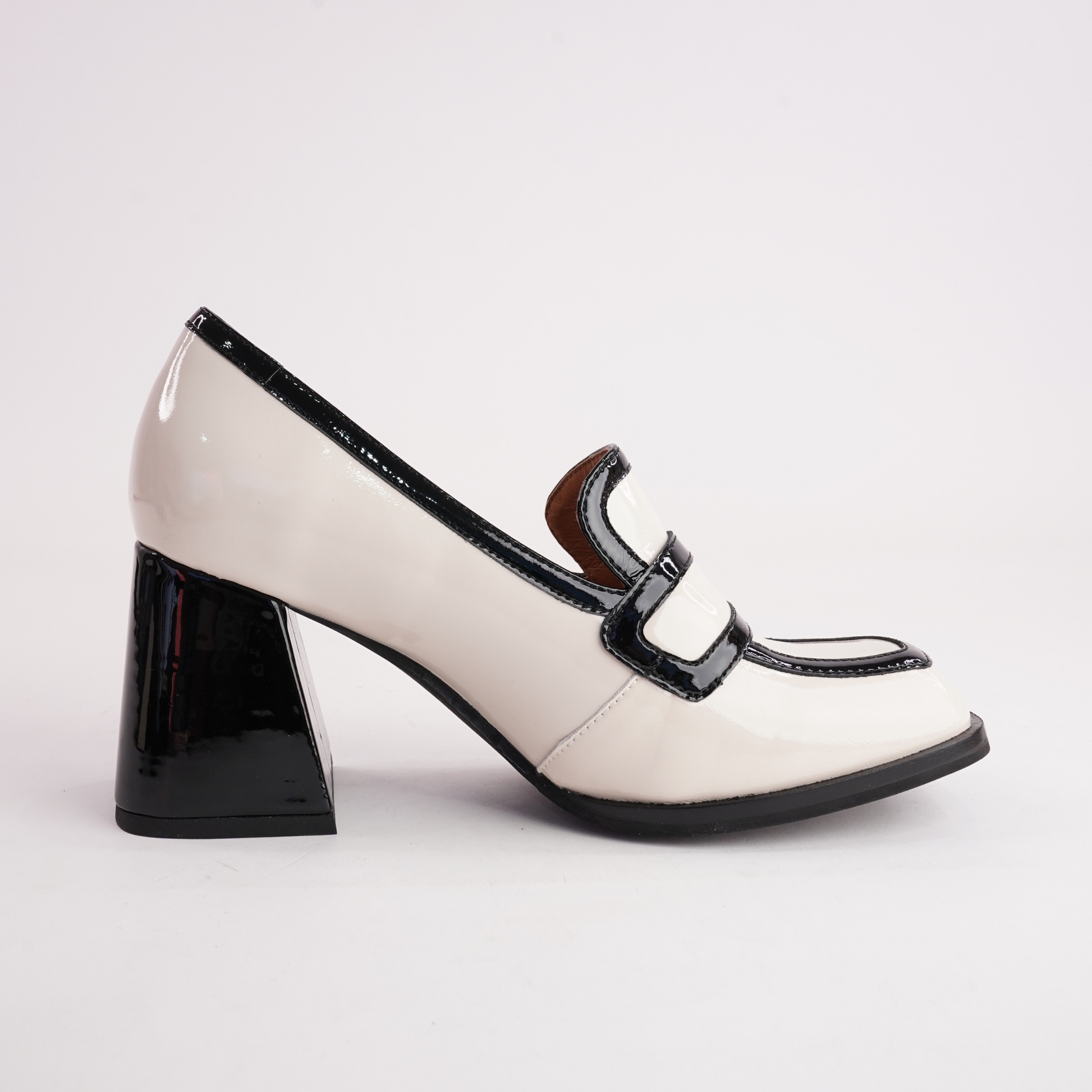 Bergen Bone/ Black Leather Heels