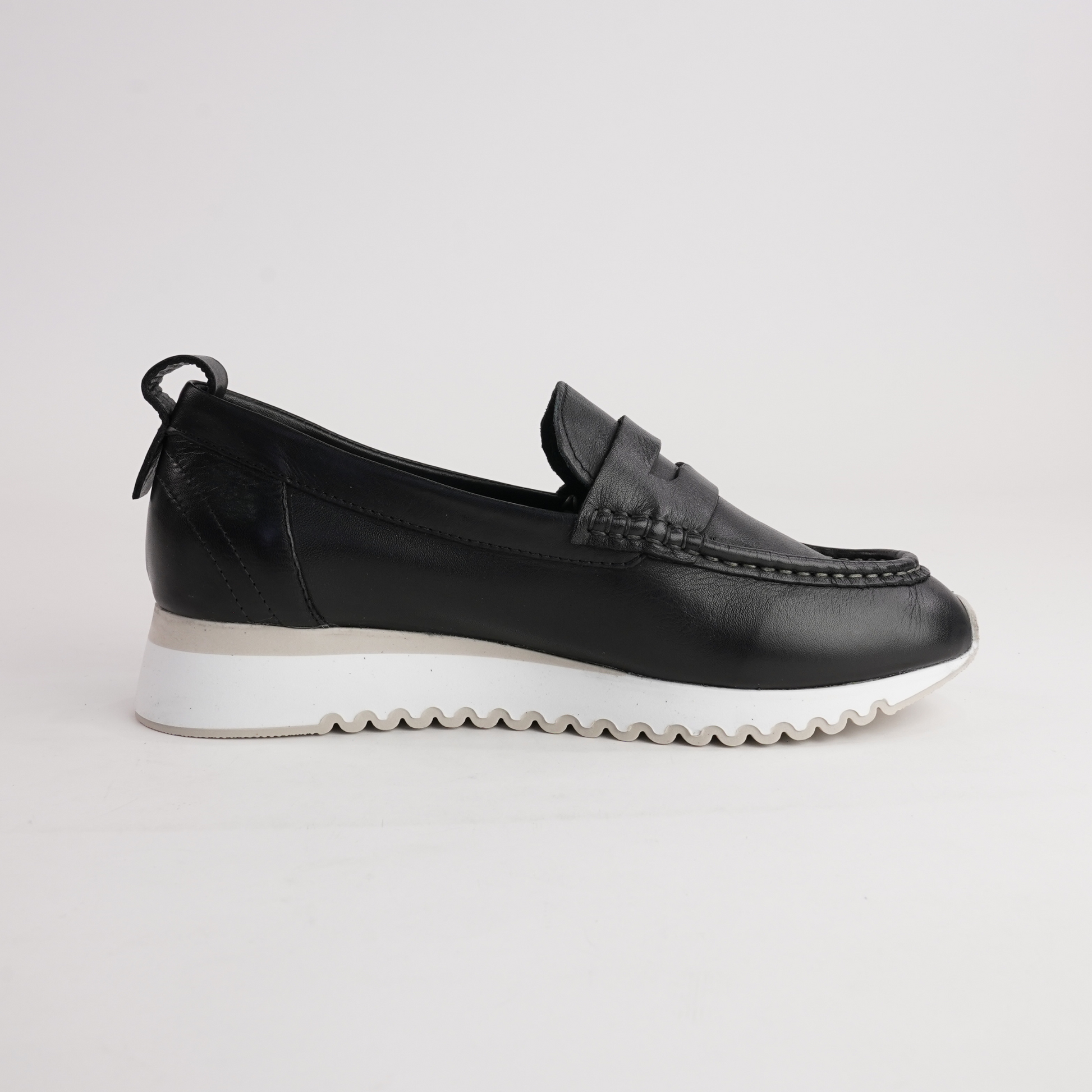 Peggy Black Leather Loafers