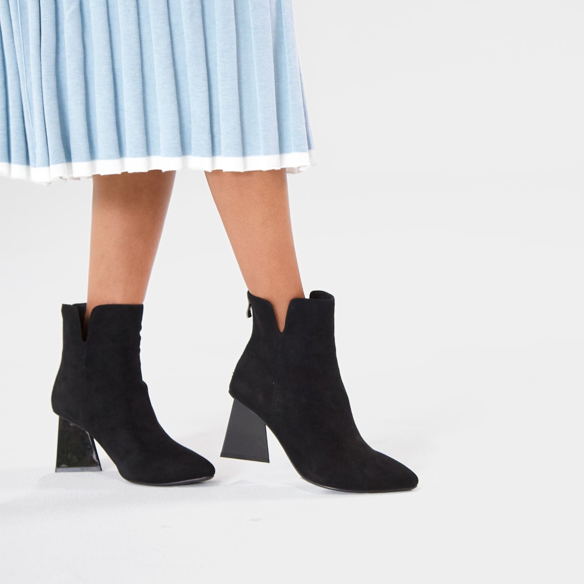 Harini Black Suede Ankle Boots, DJANGO & JULIETTE - Shouz