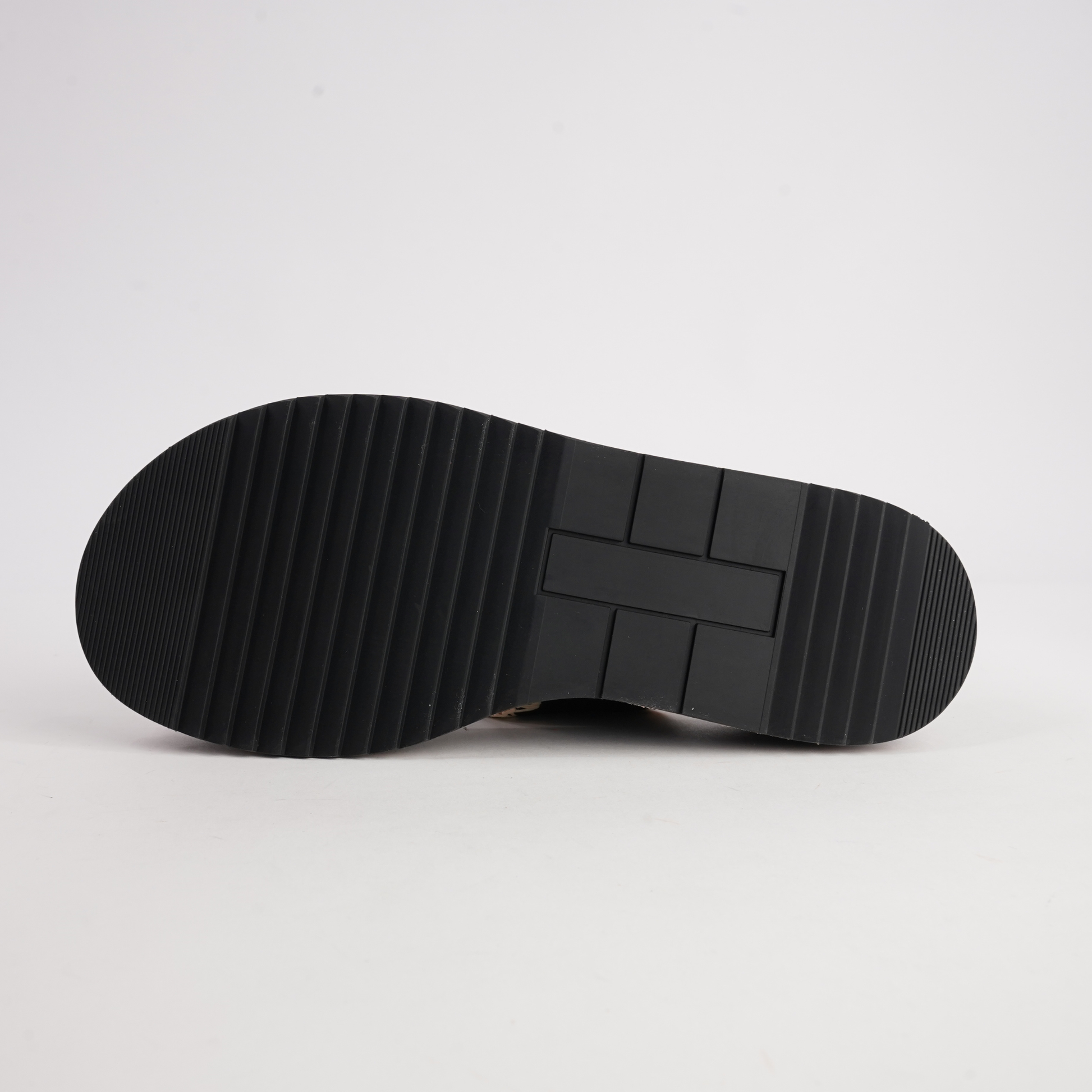 Vera Black Suede Sandals