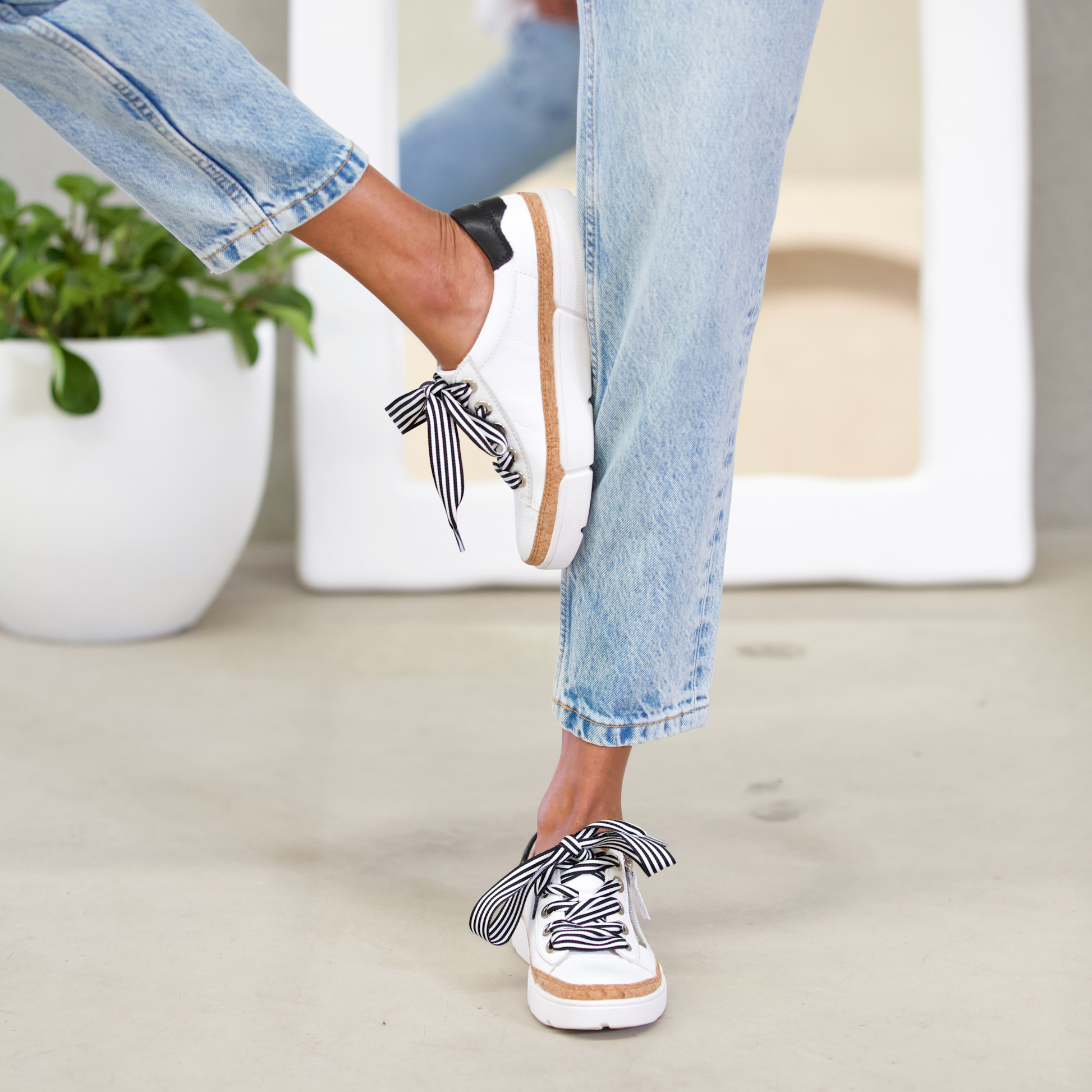 Torayne White/ Black Leather Sneakers, DJANGO & JULIETTE - Shouz