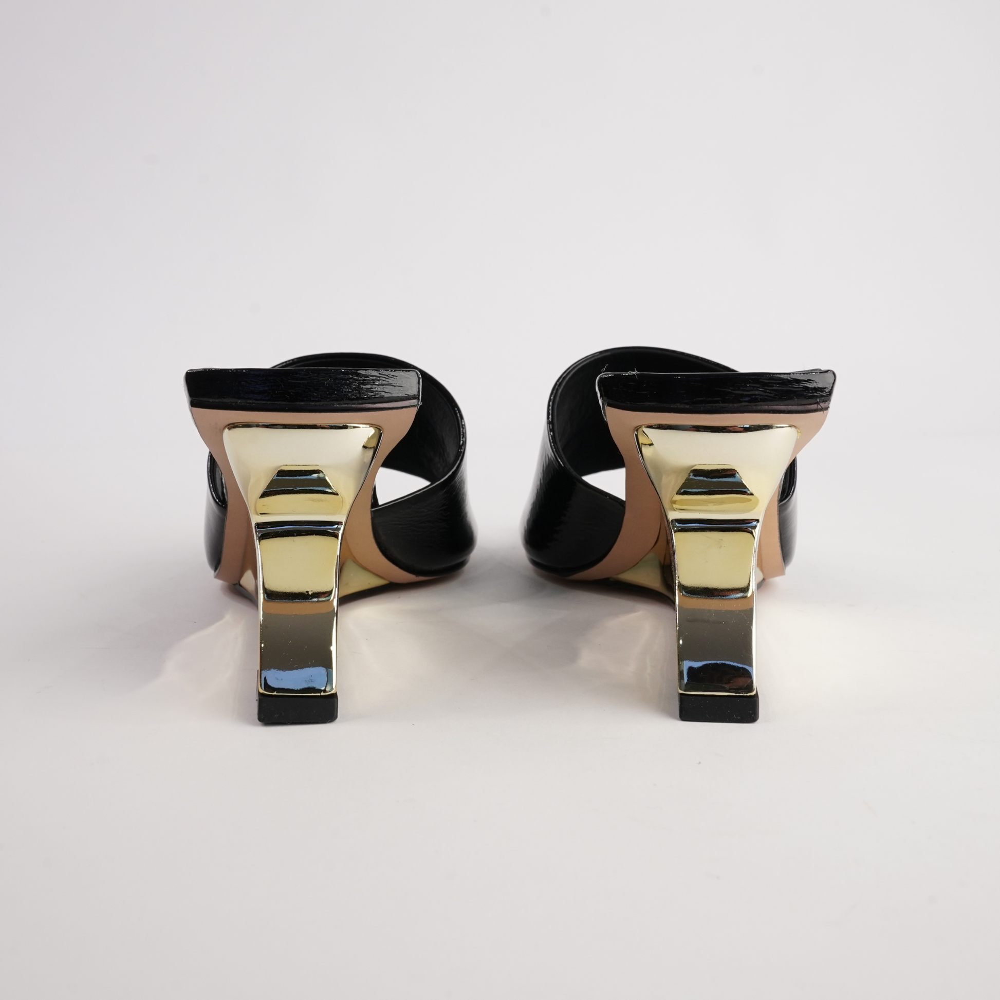 KL7040001 Black Patent Wedges