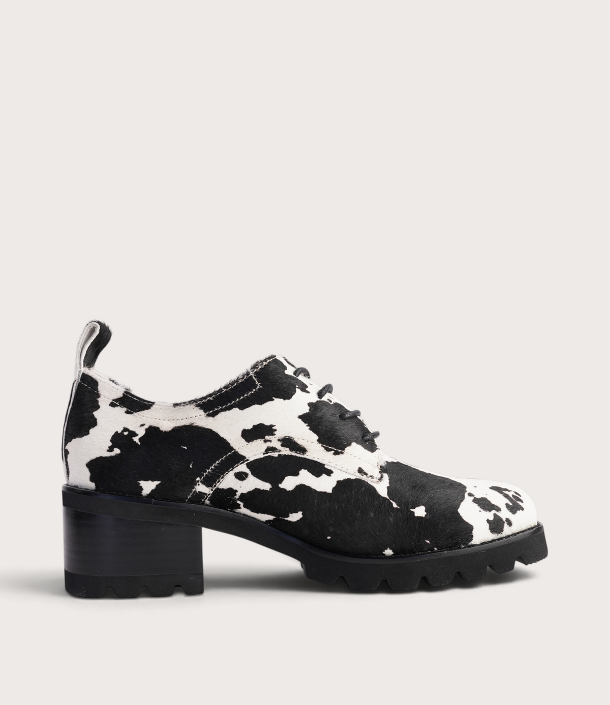Daya Cow Leather Brougues