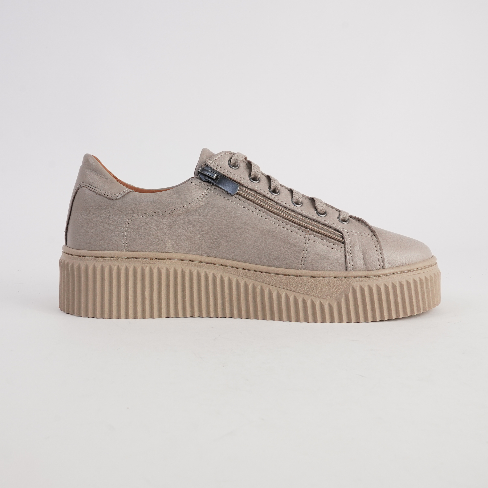 Bonnie Dark Stone Leather Sneakers