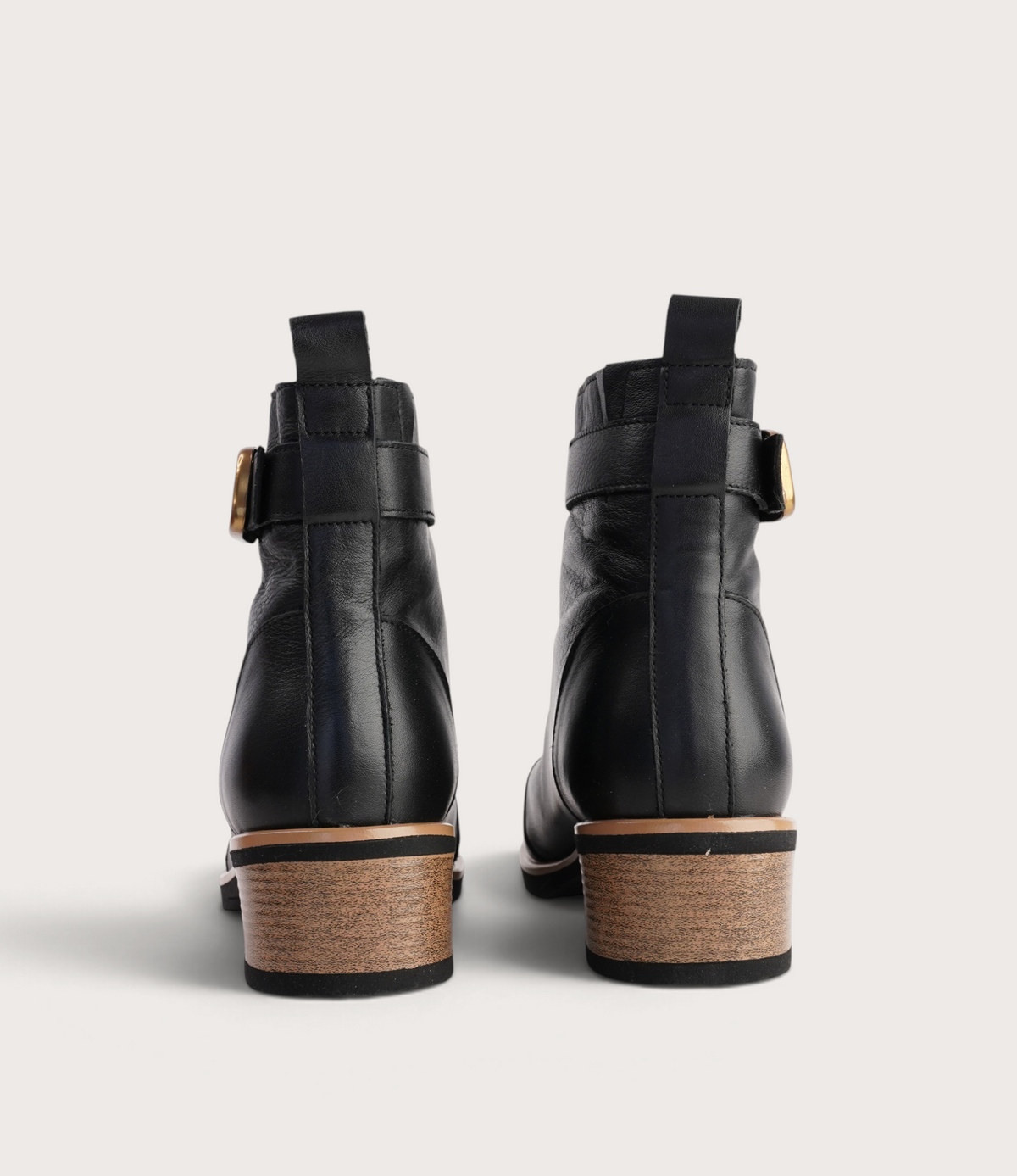 Doha Black Leather Ankle Boots - BRESLEY | Shouz