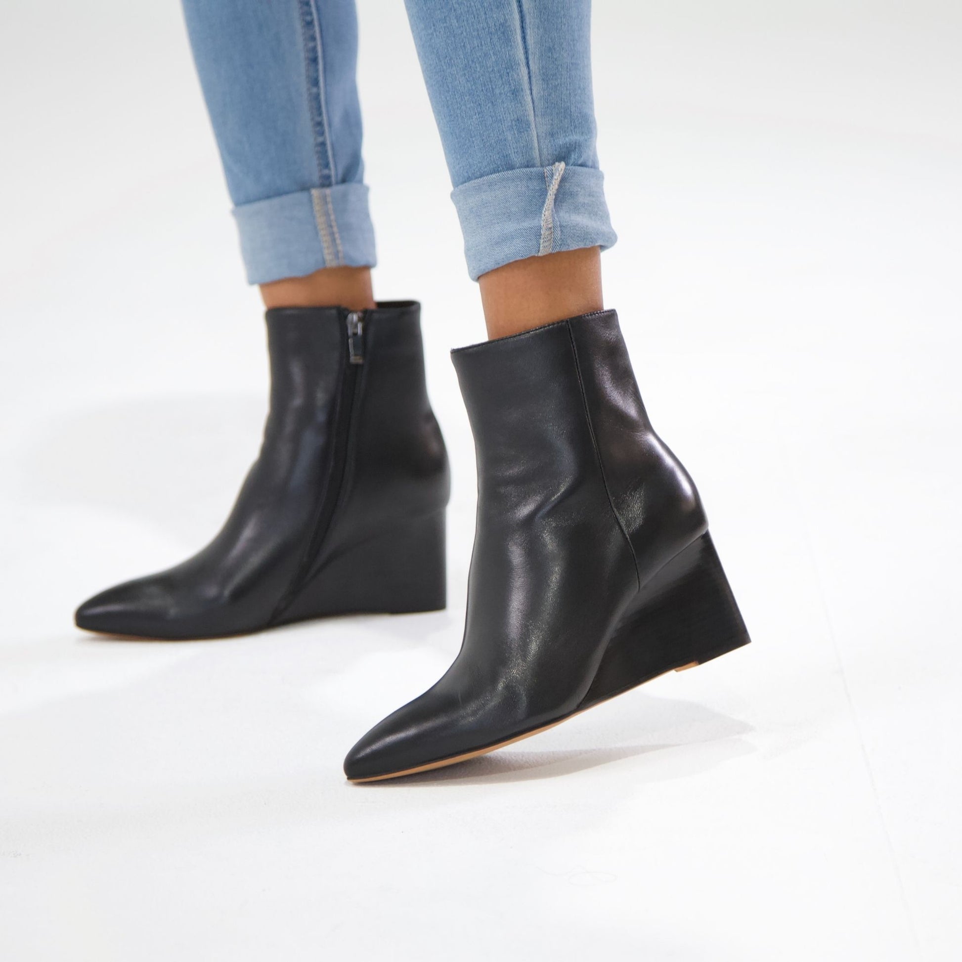Mallo Black Leather Ankle Boots, MOLLINI - Shouz