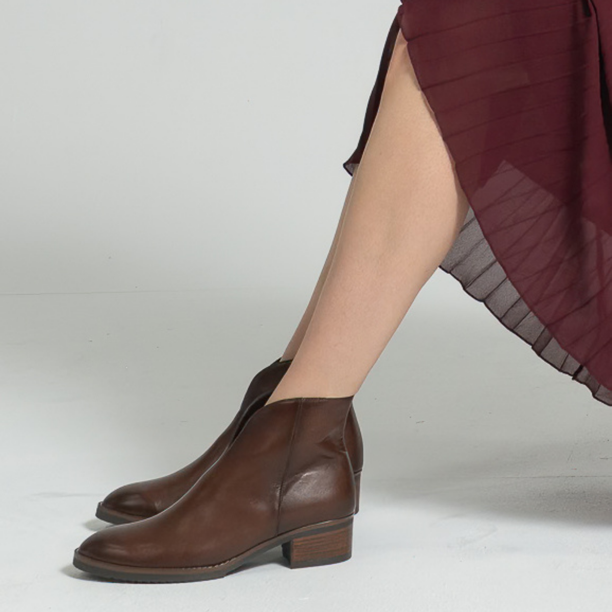 Jacky Chestnut Leather Ankle Boots - GABOR | Shouz