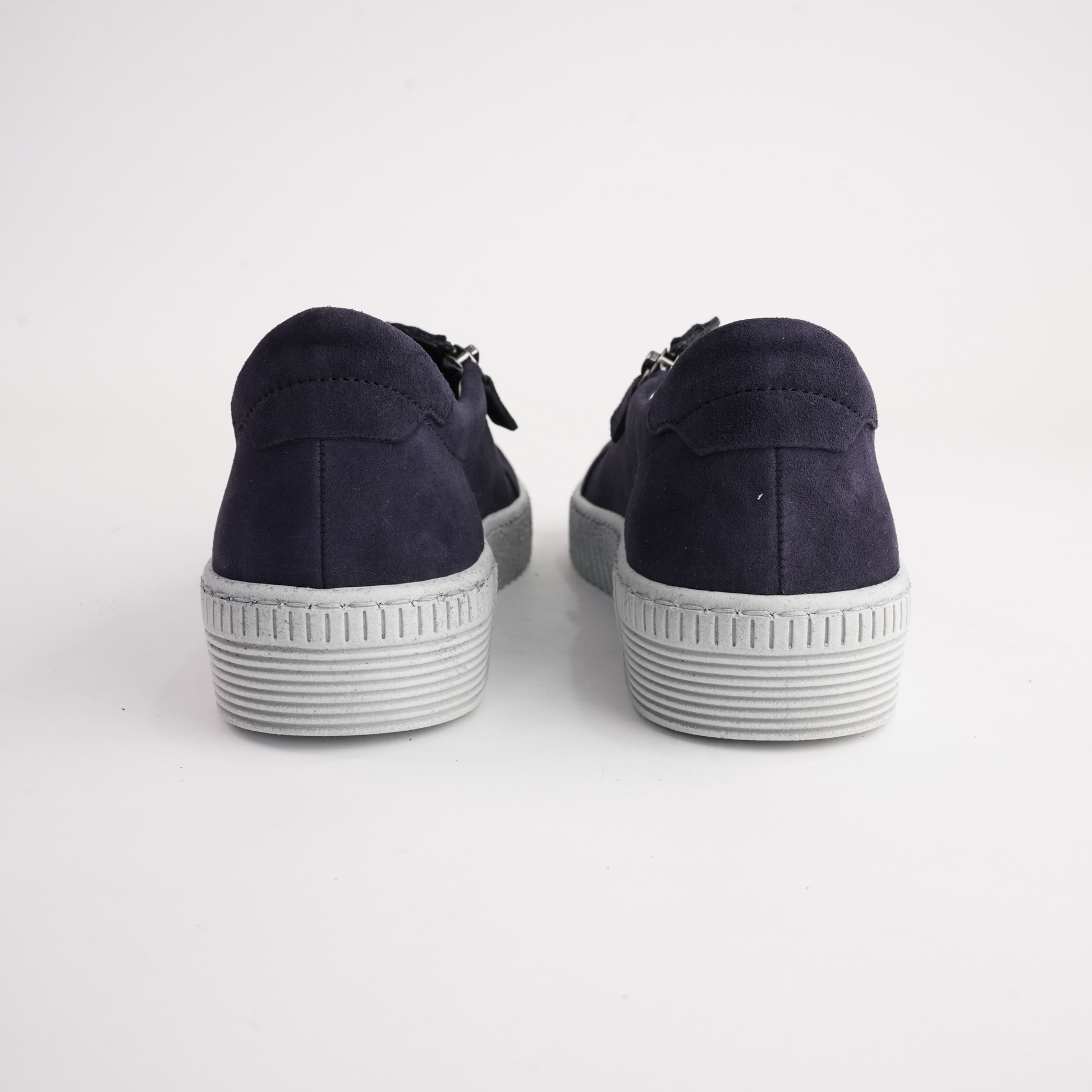 Amelia Atlantik Suede Sneakers