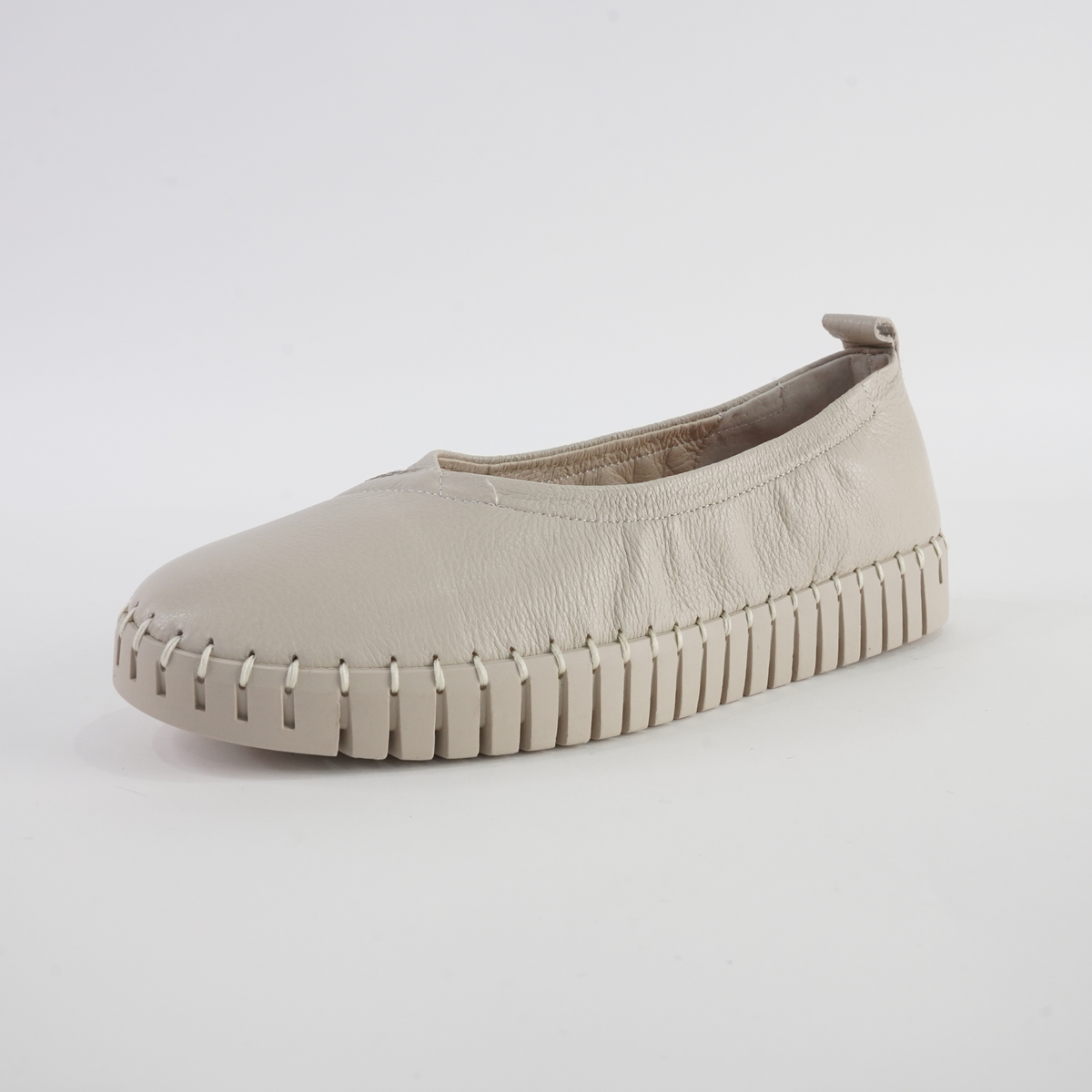 Heaton Almond Ballet Flats - DJANGO AND JULIETTE | Shouz
