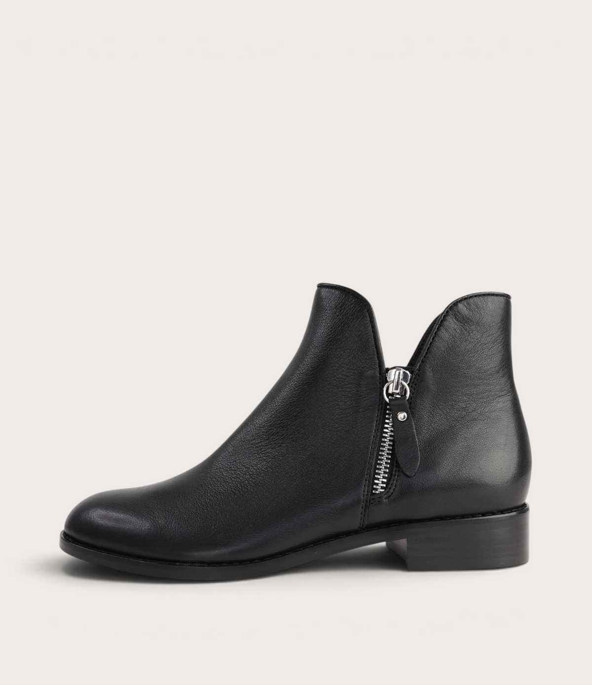 Noves Black Leather/ Black Heel Ankle Boots