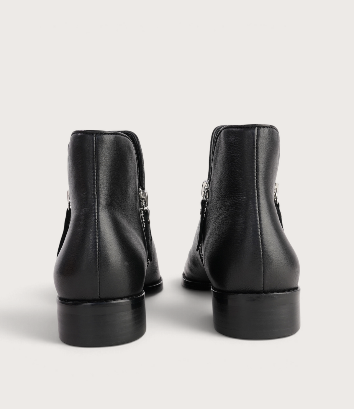 Noves Black Leather/ Black Heel Ankle Boots