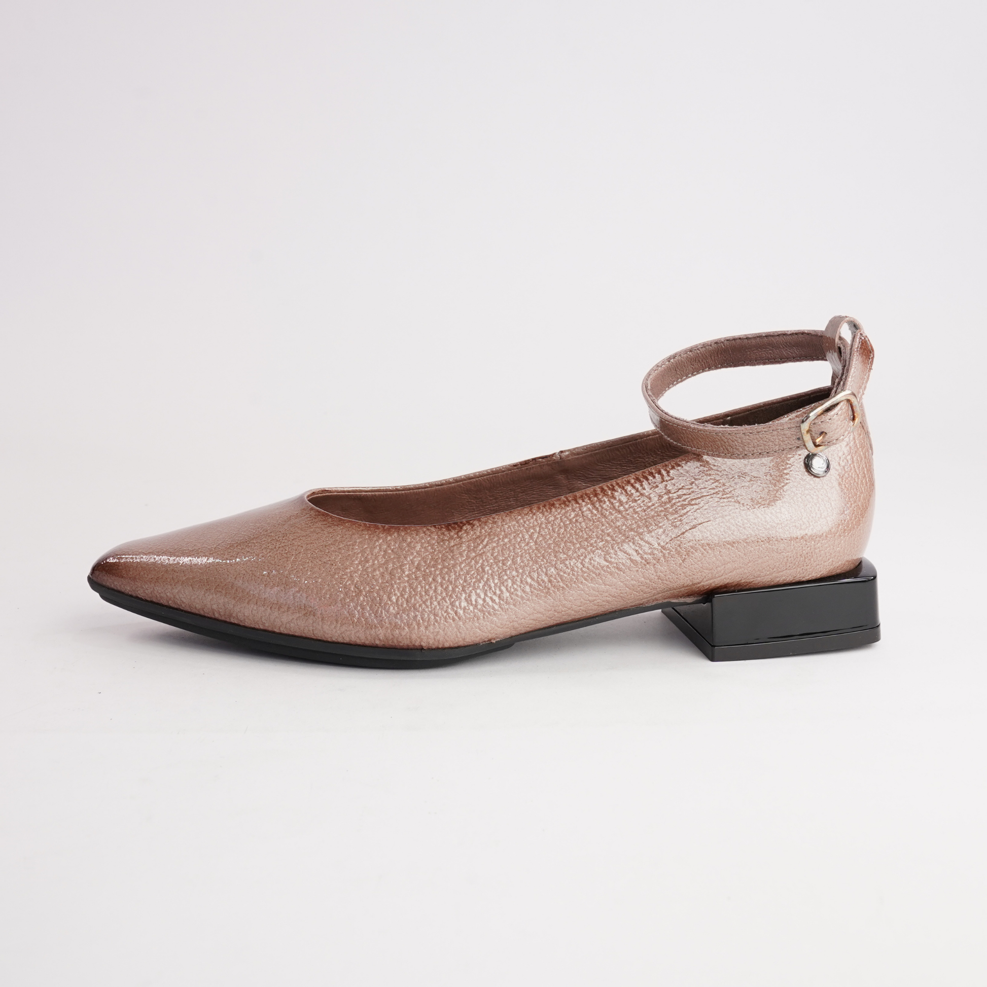 Luna Rosa Patent Leather Flats