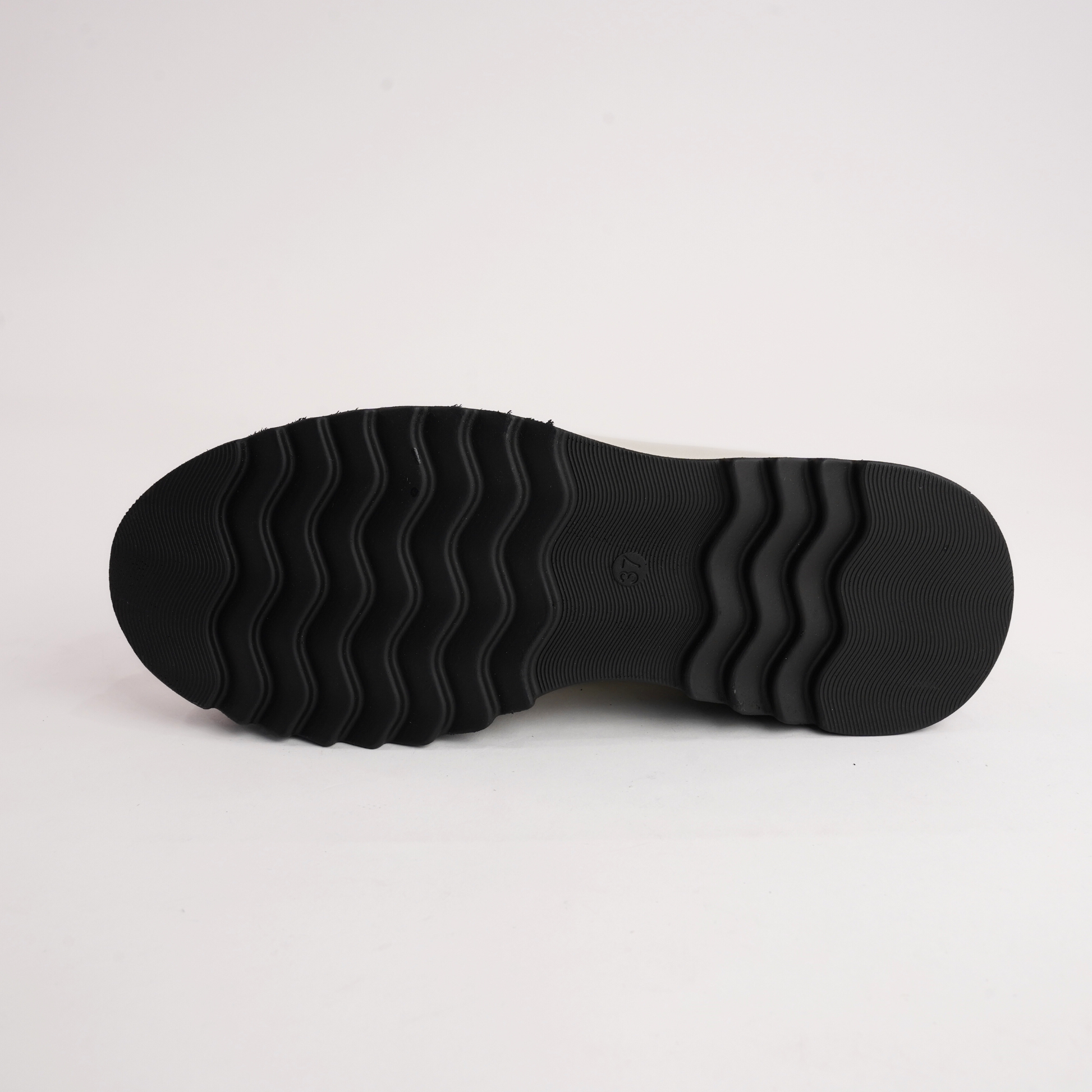 Hitch Cream Leather/ Black Patent Loafers