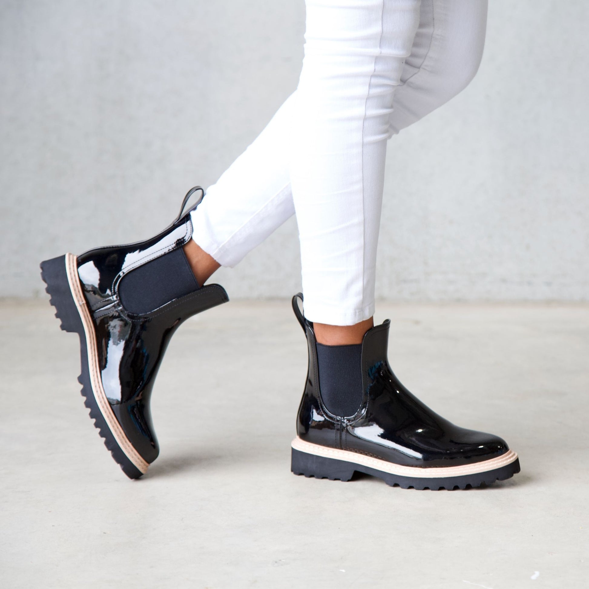 Gummie Black Gumboots, DJANGO & JULIETTE - Shouz