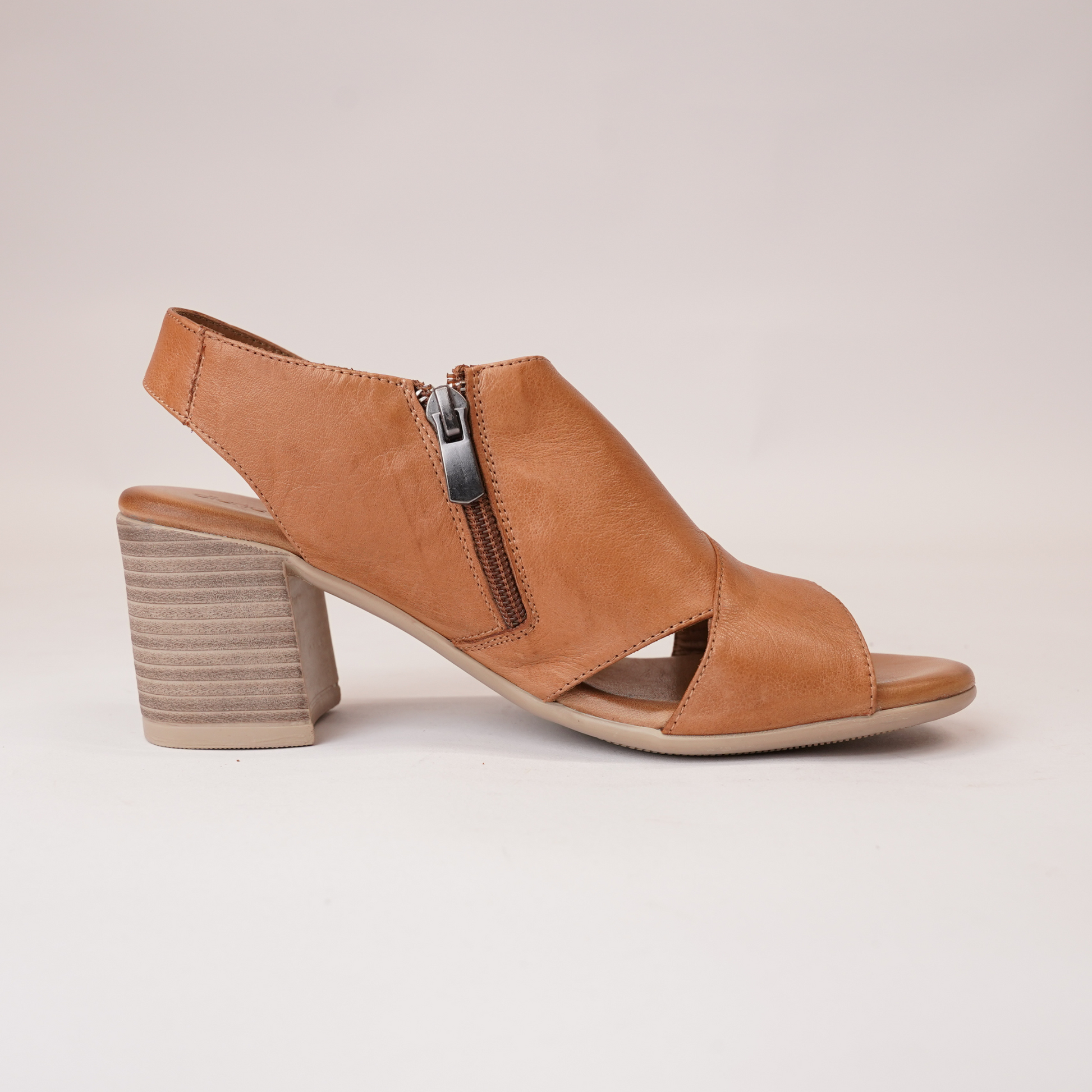 Wondir Tan Leather Heels