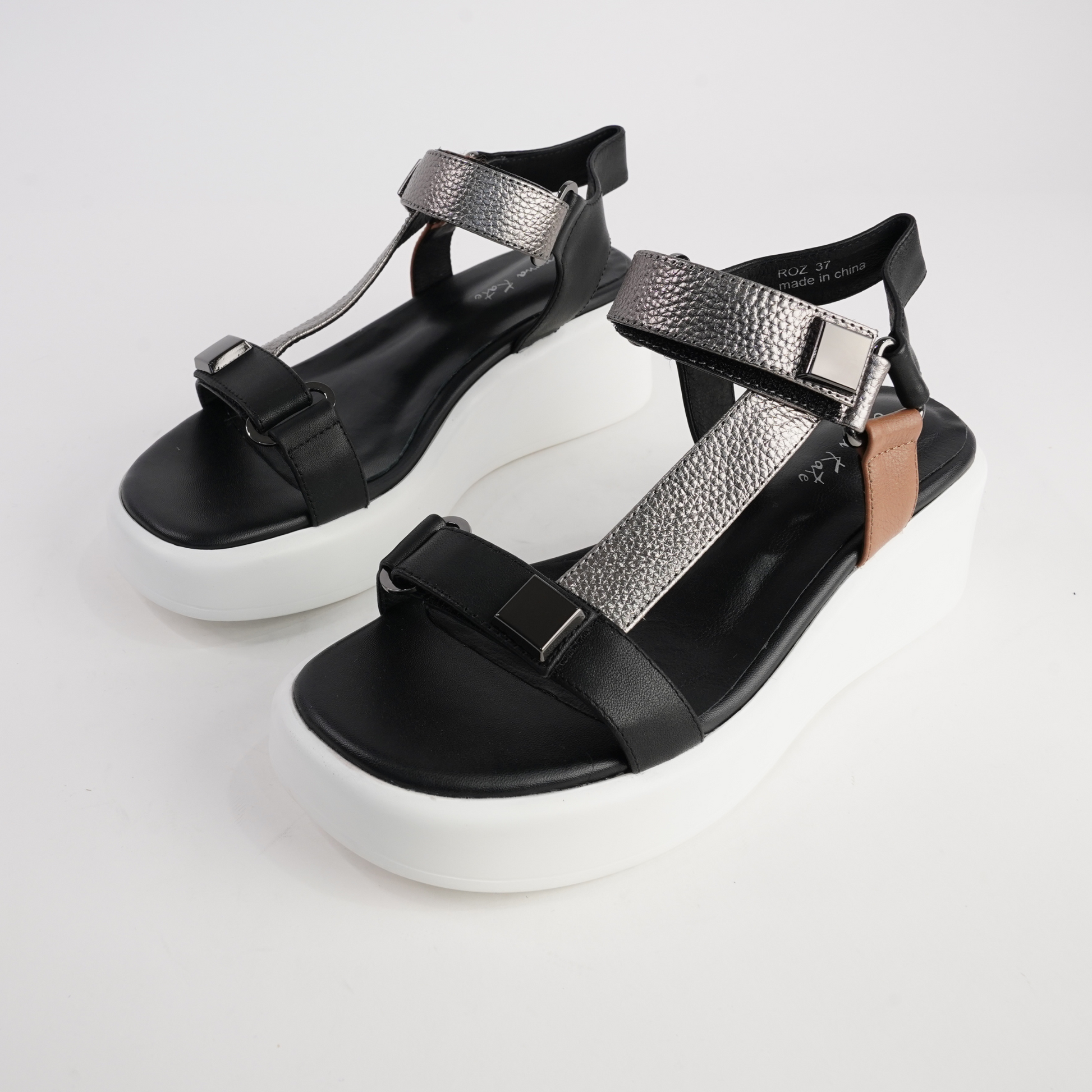 Roz Black/ Silver Leather Sandals