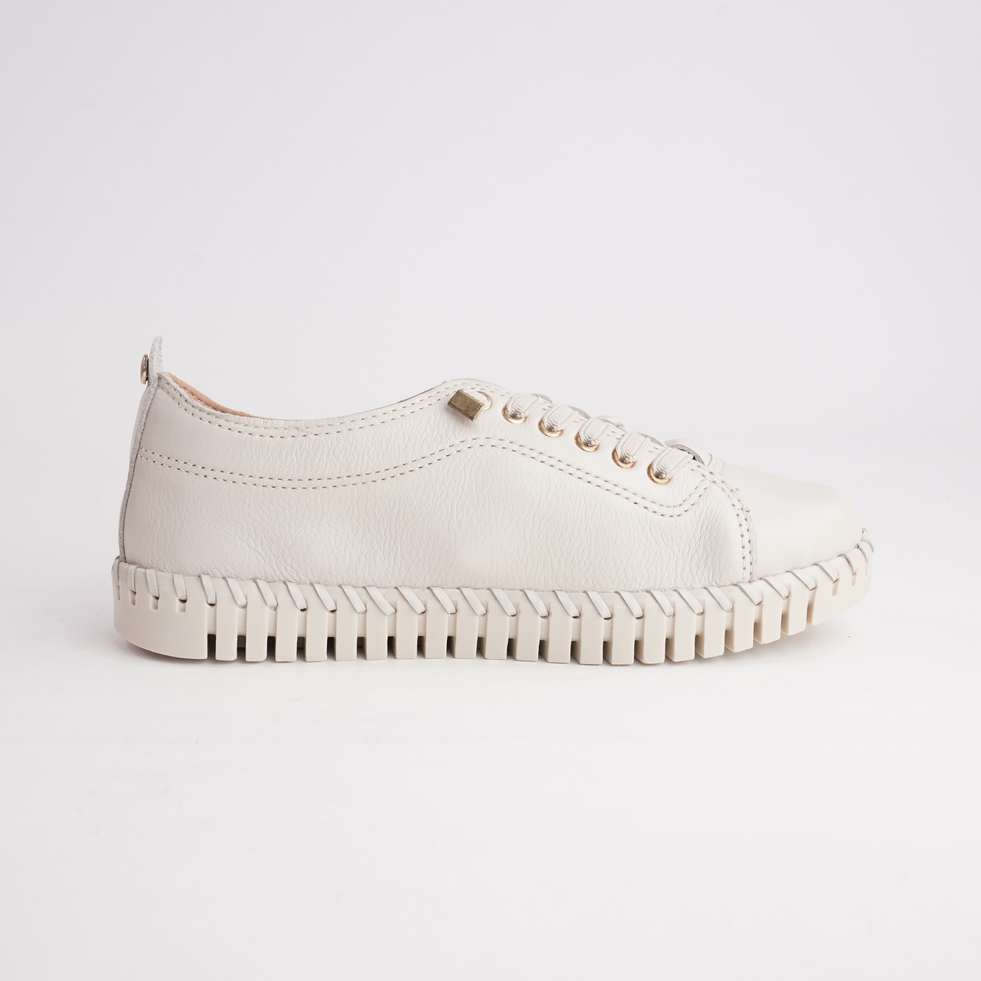 Sonia Off White Leather Sneakers