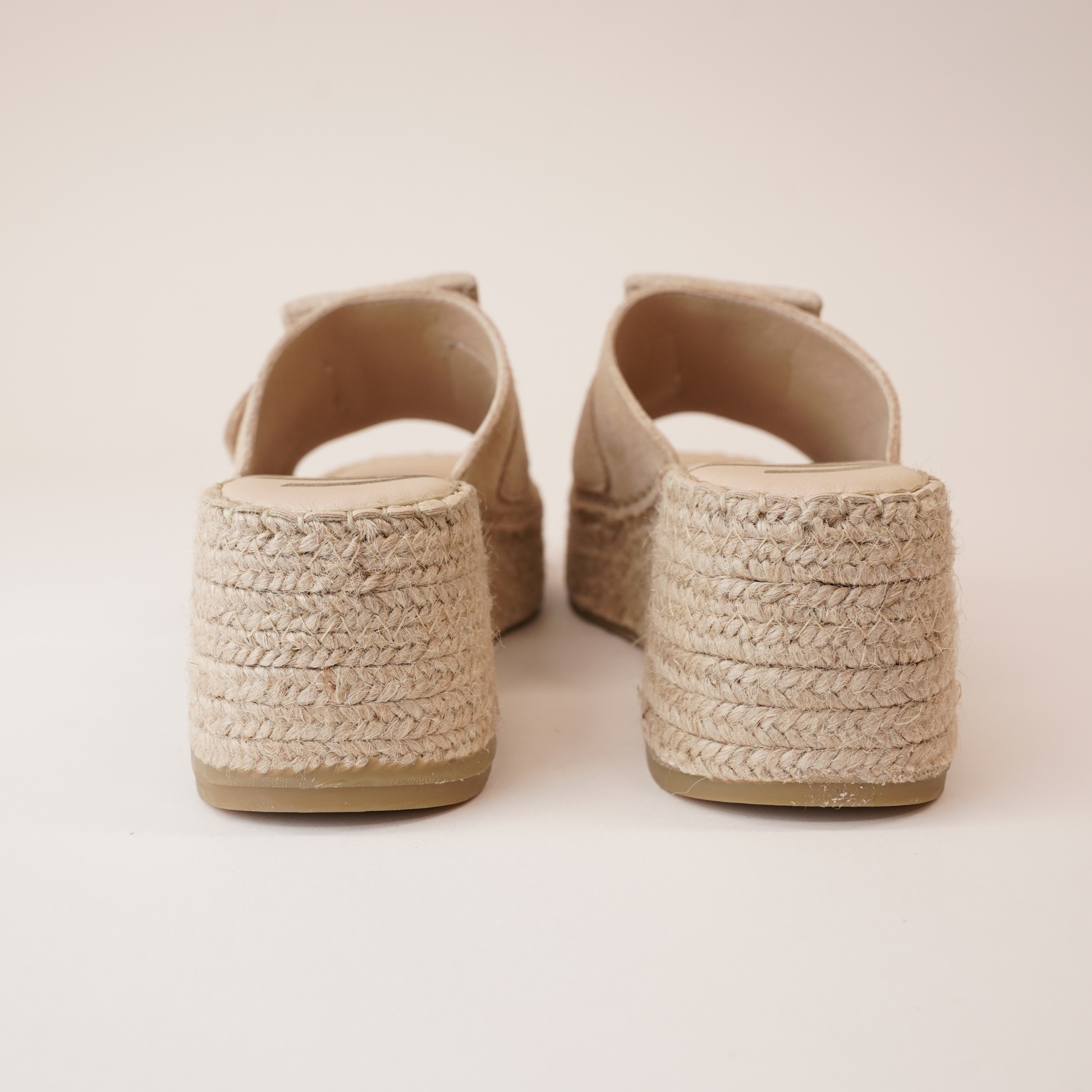 Vi-7531 - Arena Suede Leather Wedges