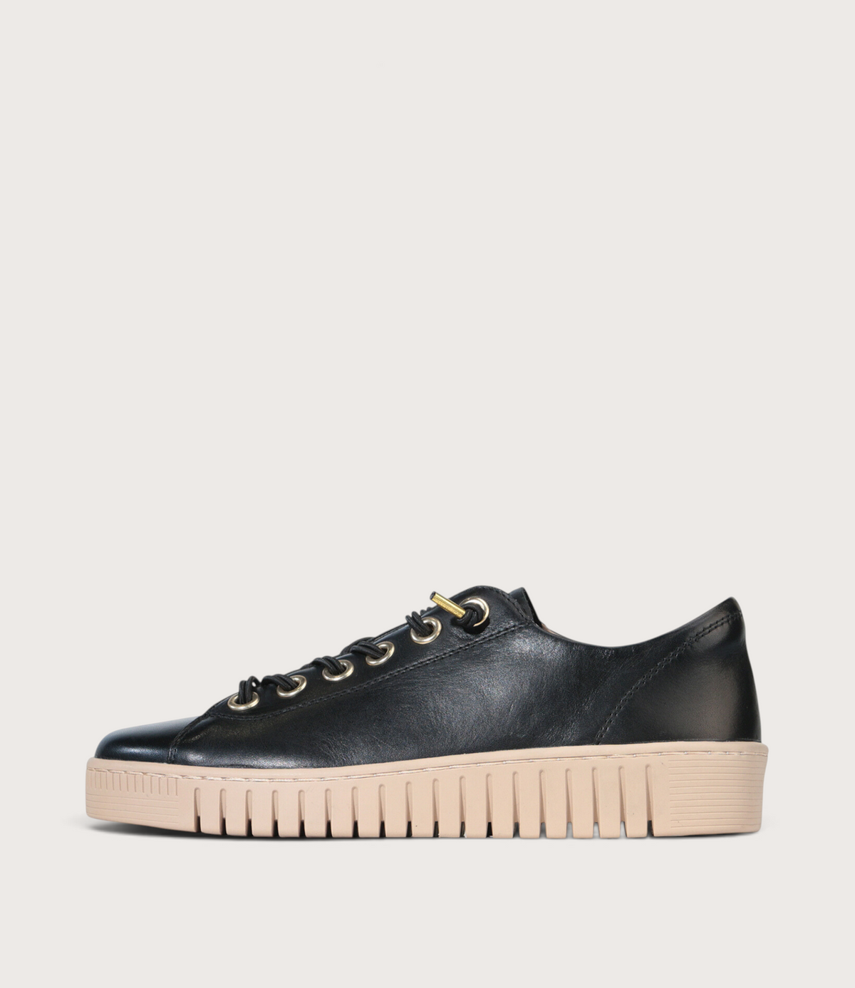 Tinara Black Leather Sneakers