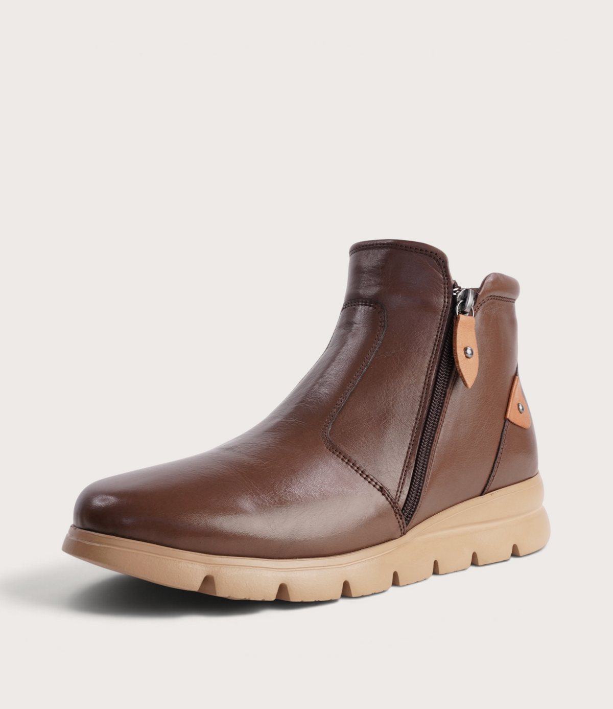 Eddie Praline Leather Ankle Boots - SALA | Shouz