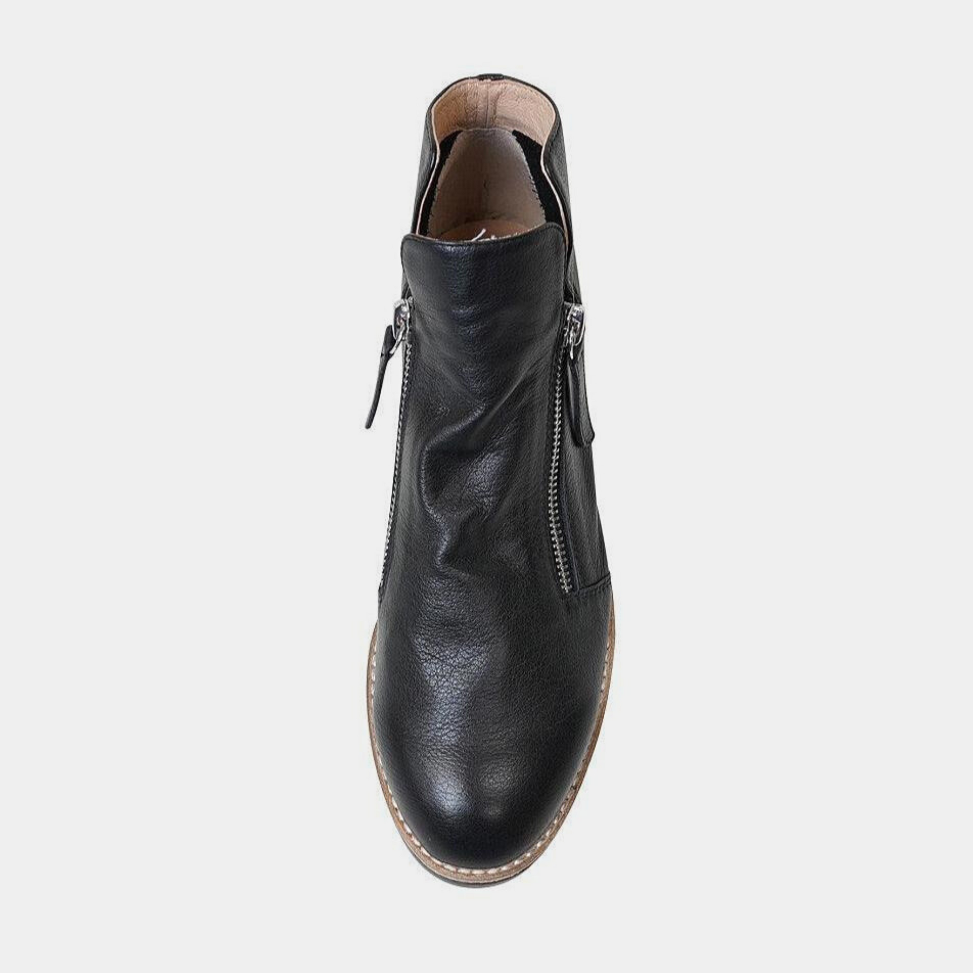 Ohmy Black/ Black Leather Ankle Boots