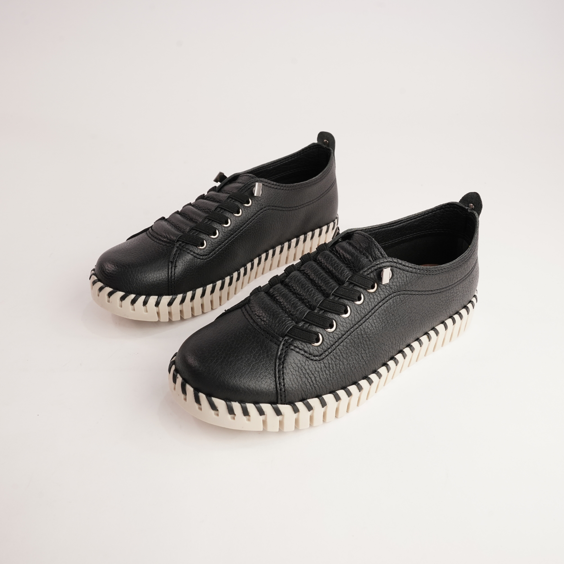 Sonia Black Leather Sneakers