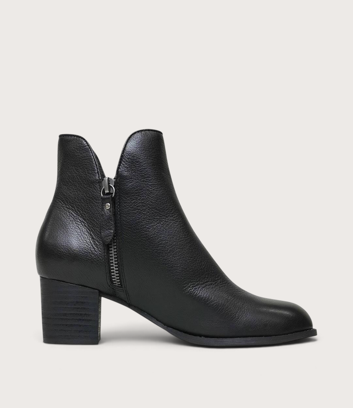 Shiannely Black Leather Ankle Boots