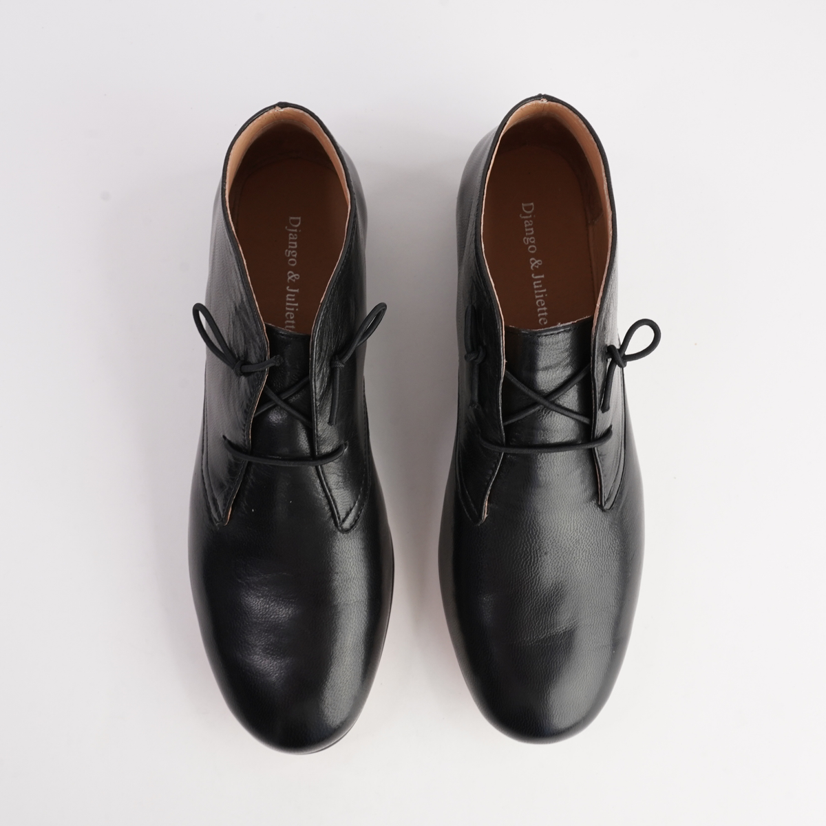 Ujala Black Polish Leather Flats - DJANGO AND JULIETTE | Shouz