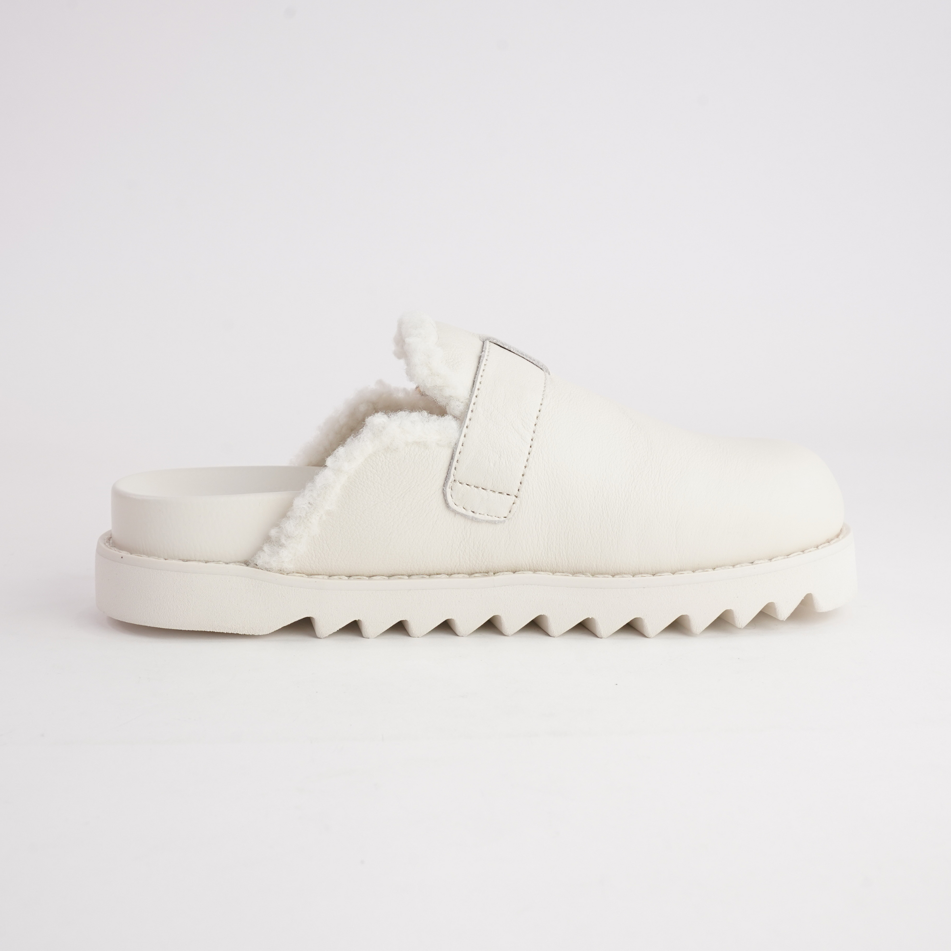 Merchah Cream Leather Mules