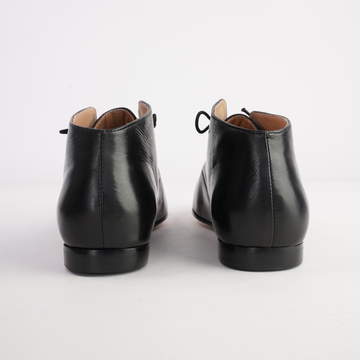 Ujala Black Polish Leather Flats - DJANGO AND JULIETTE | Shouz