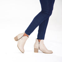 Shiannely Smoke Leather Ankle Boots, DJANGO & JULIETTE - Shouz