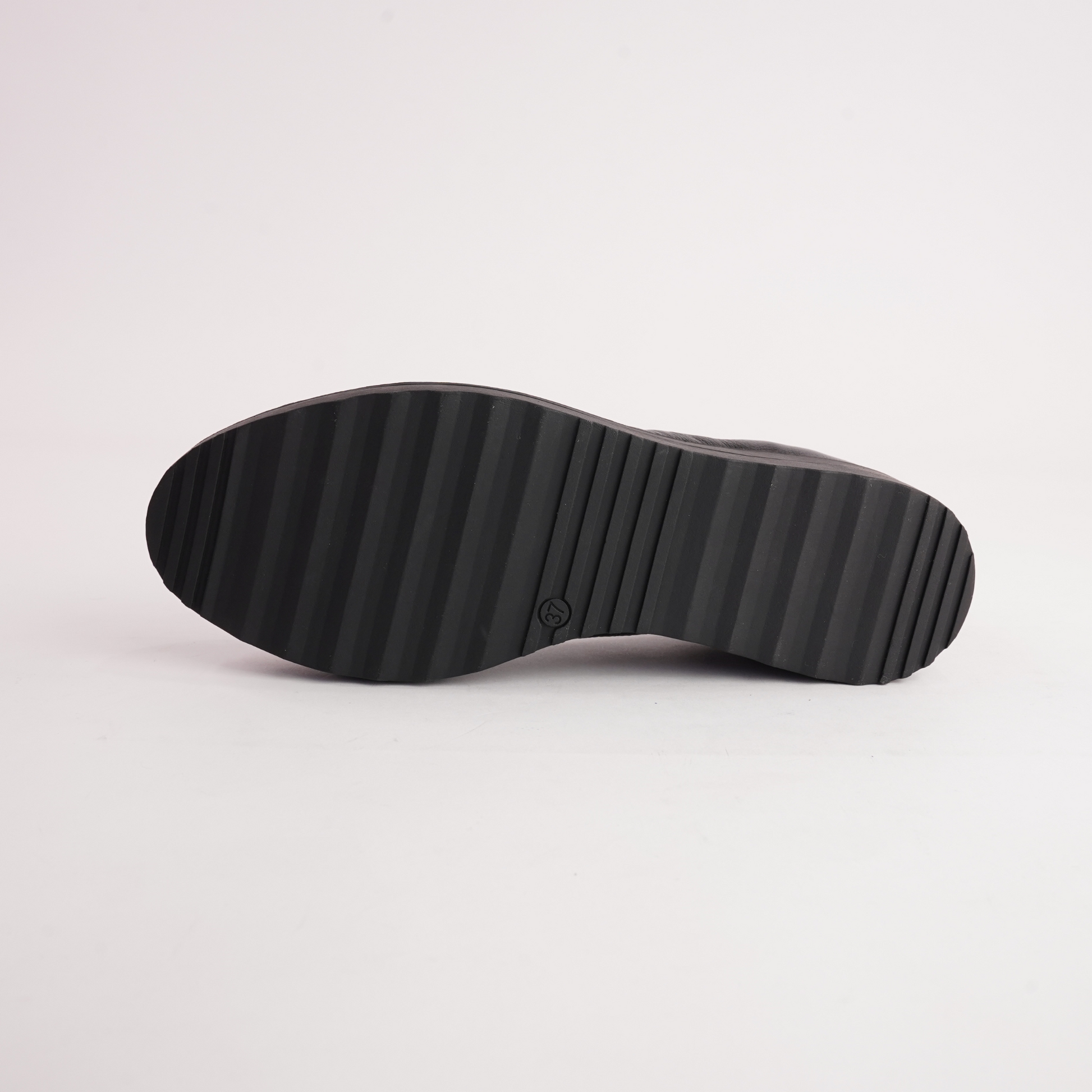 Oxsson Black/ Black Sole Leather Flats