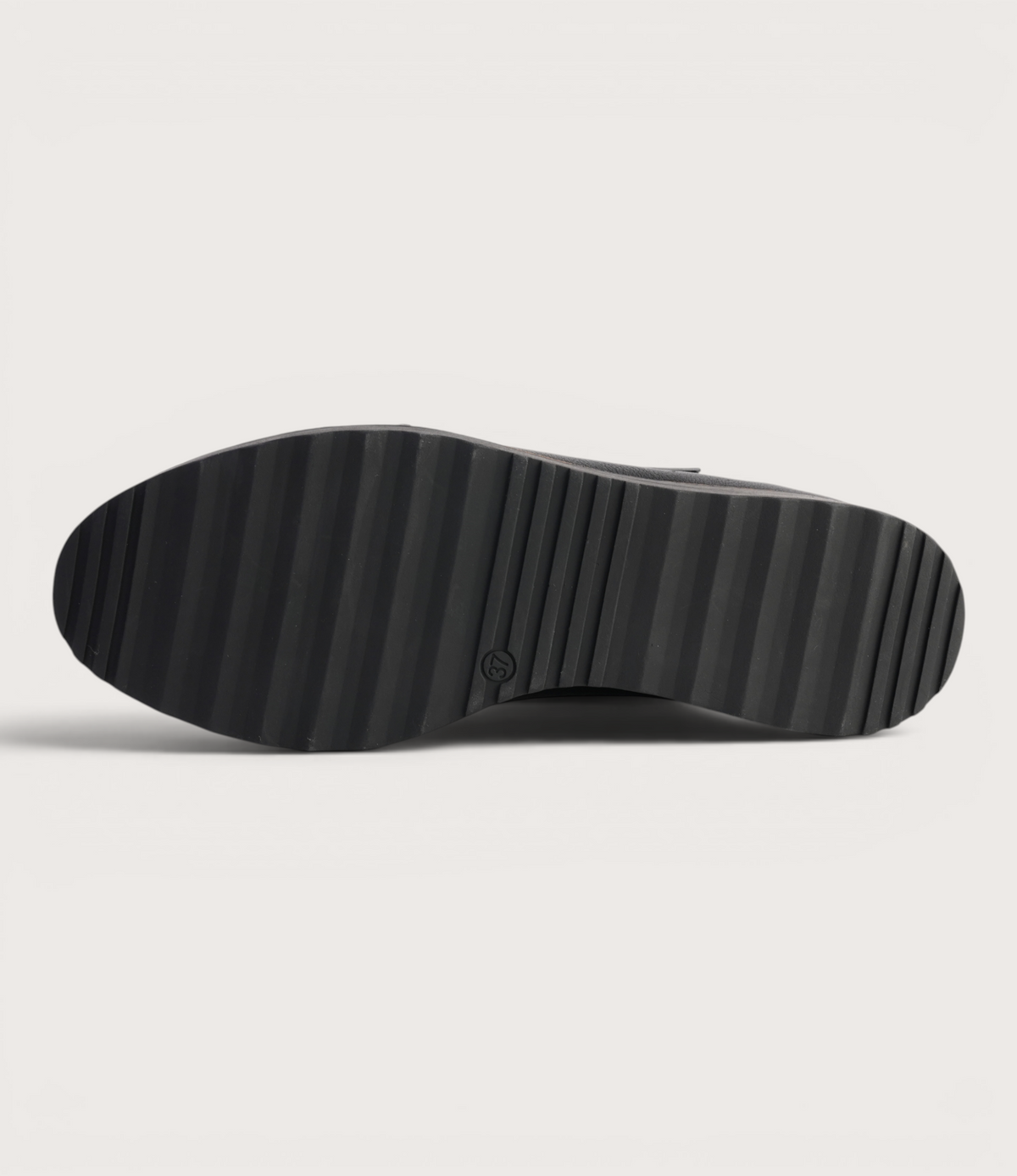 Ostel Black Leather Flats