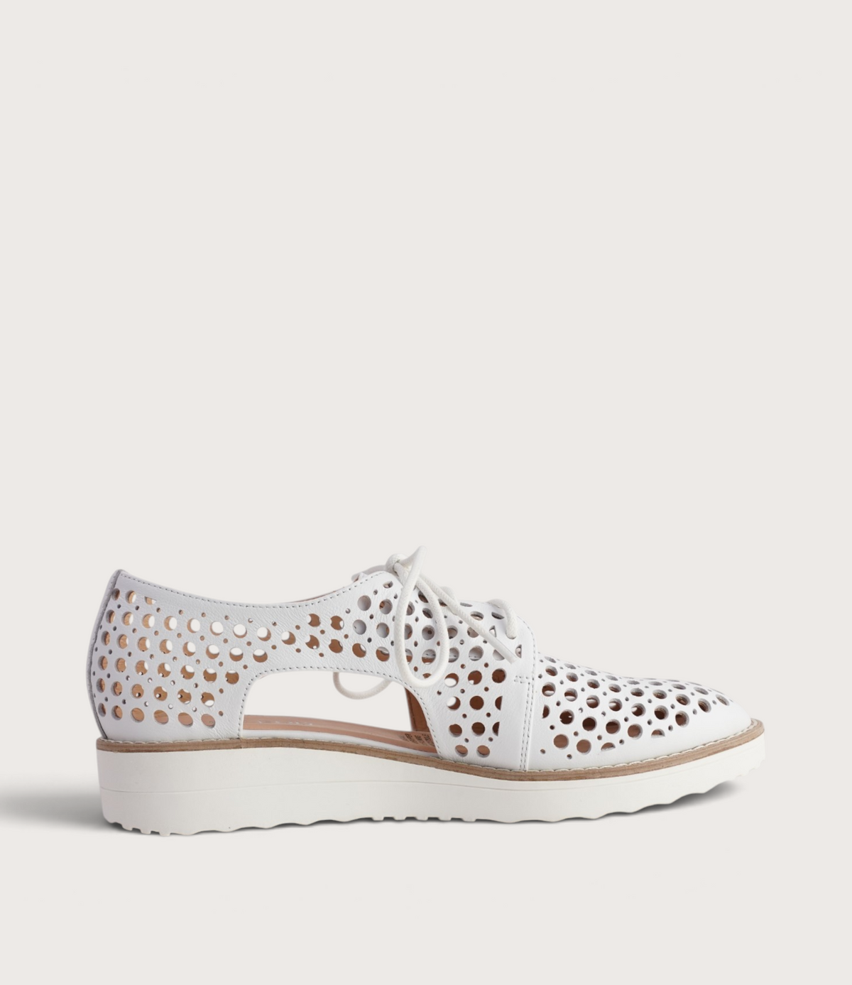 Onstage White/ White Sole Sneakers - TOP END | Shouz