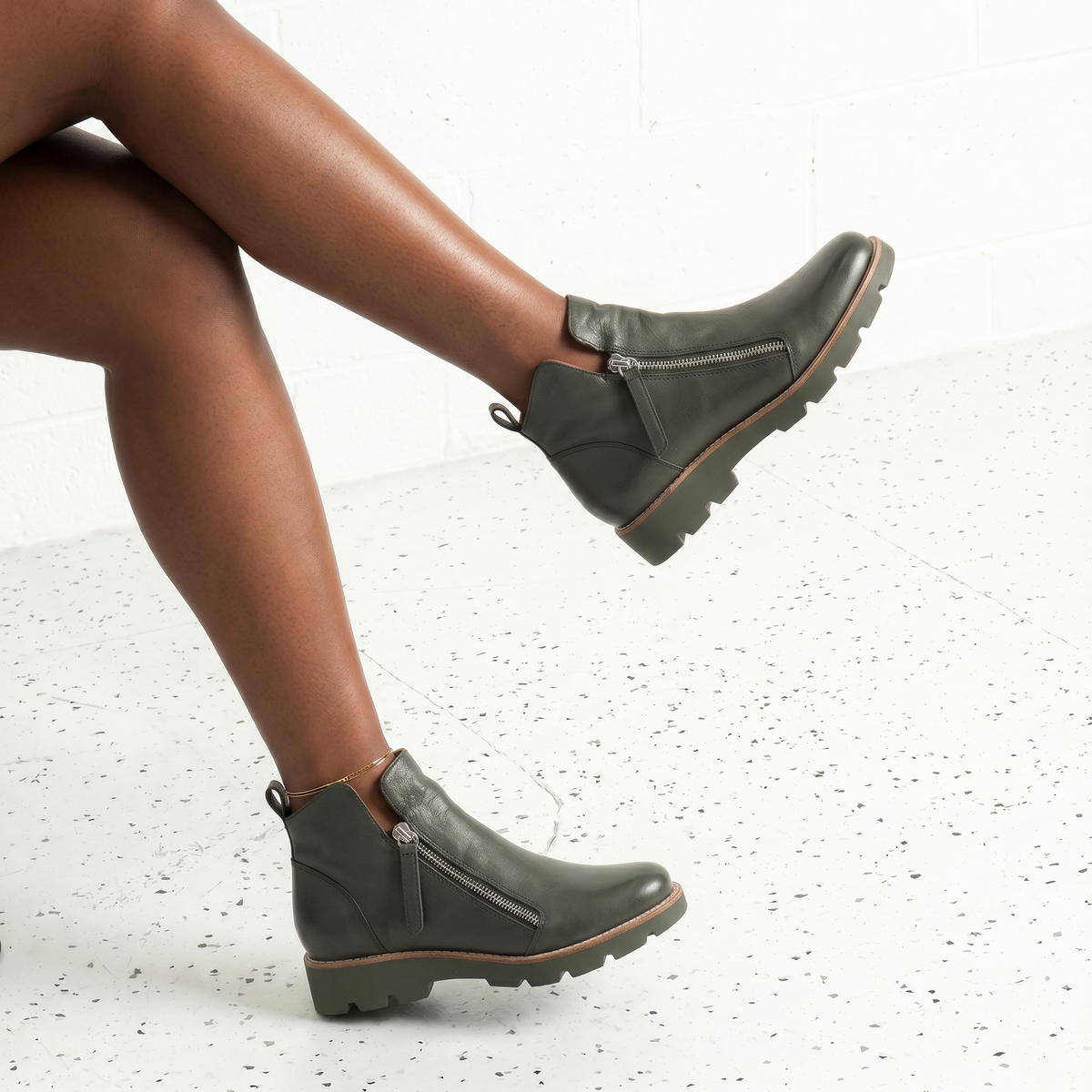 Dottiz Olive Leather/ Olive Sole Ankle Boots