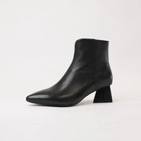 Malitta Black Leather Ankle Boots, DJANGO & JULIETTE - Shouz