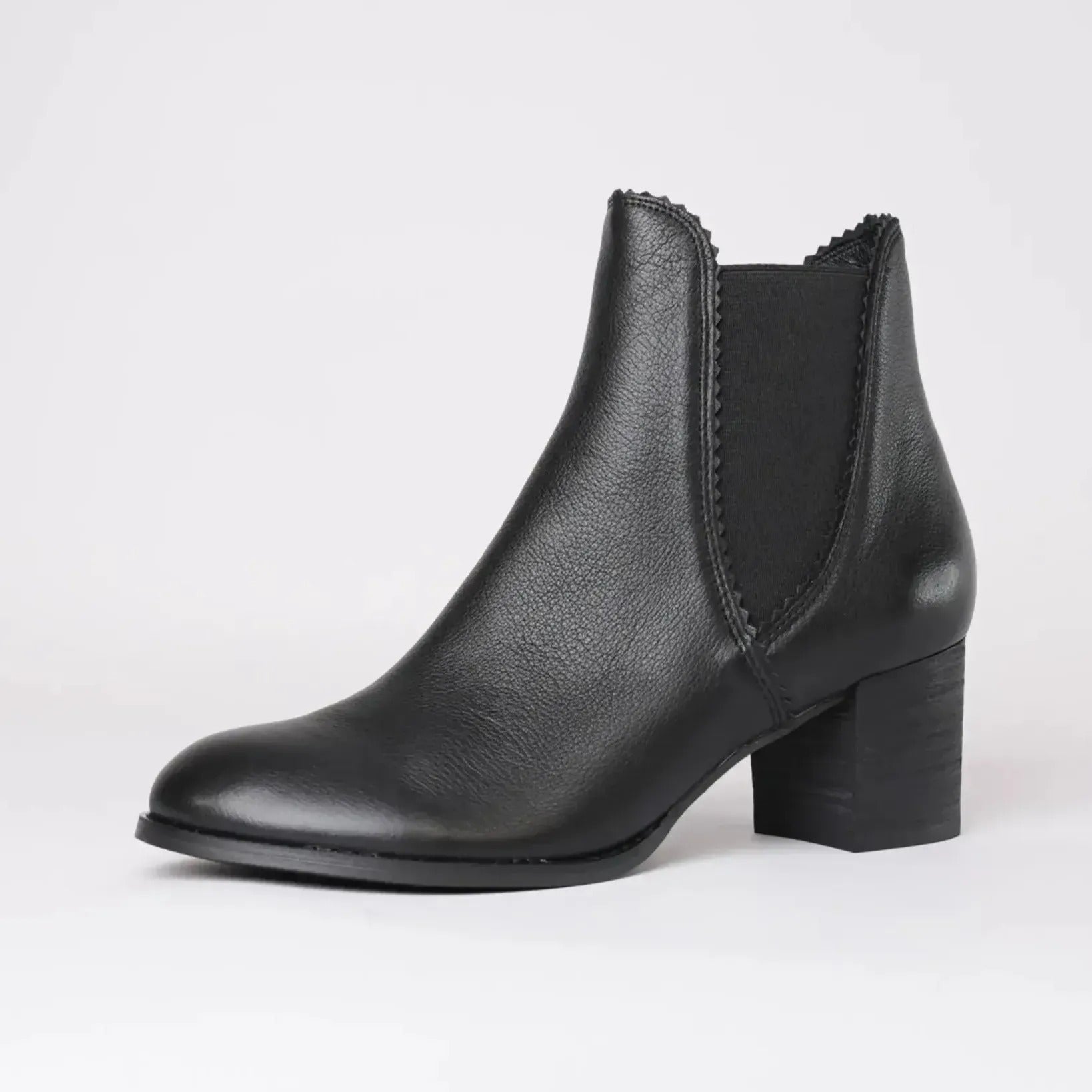 Sadore Black/Black Leather Ankle Boots, DJANGO & JULIETTE - Shouz